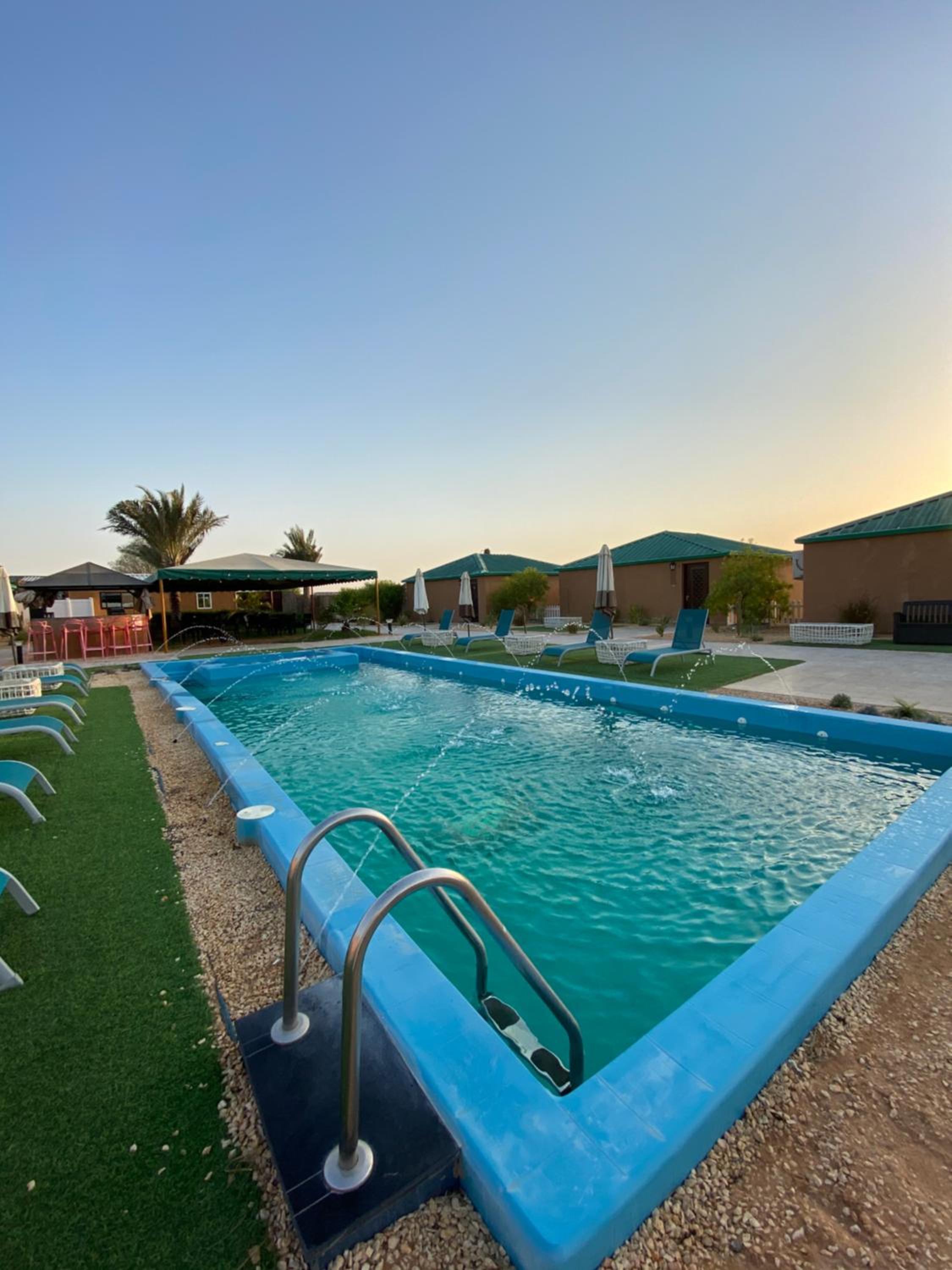 Desert Inn Resort and Camp