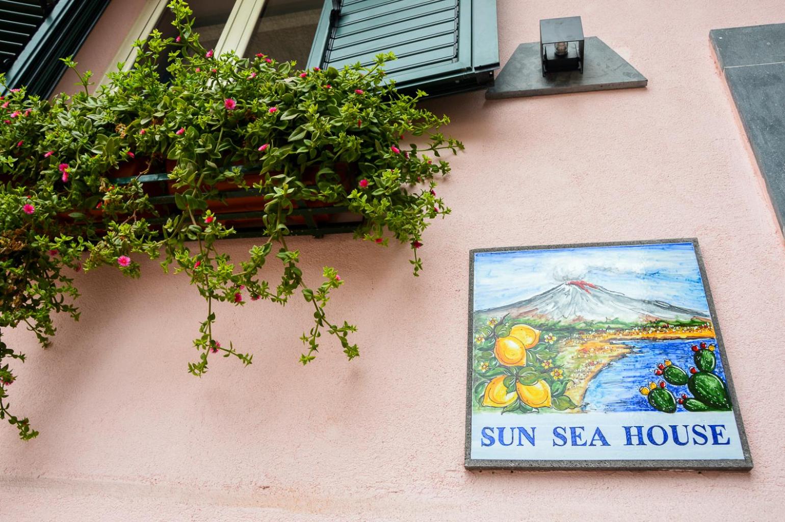 SUN SEA HOUSE TAORMINA photo 4