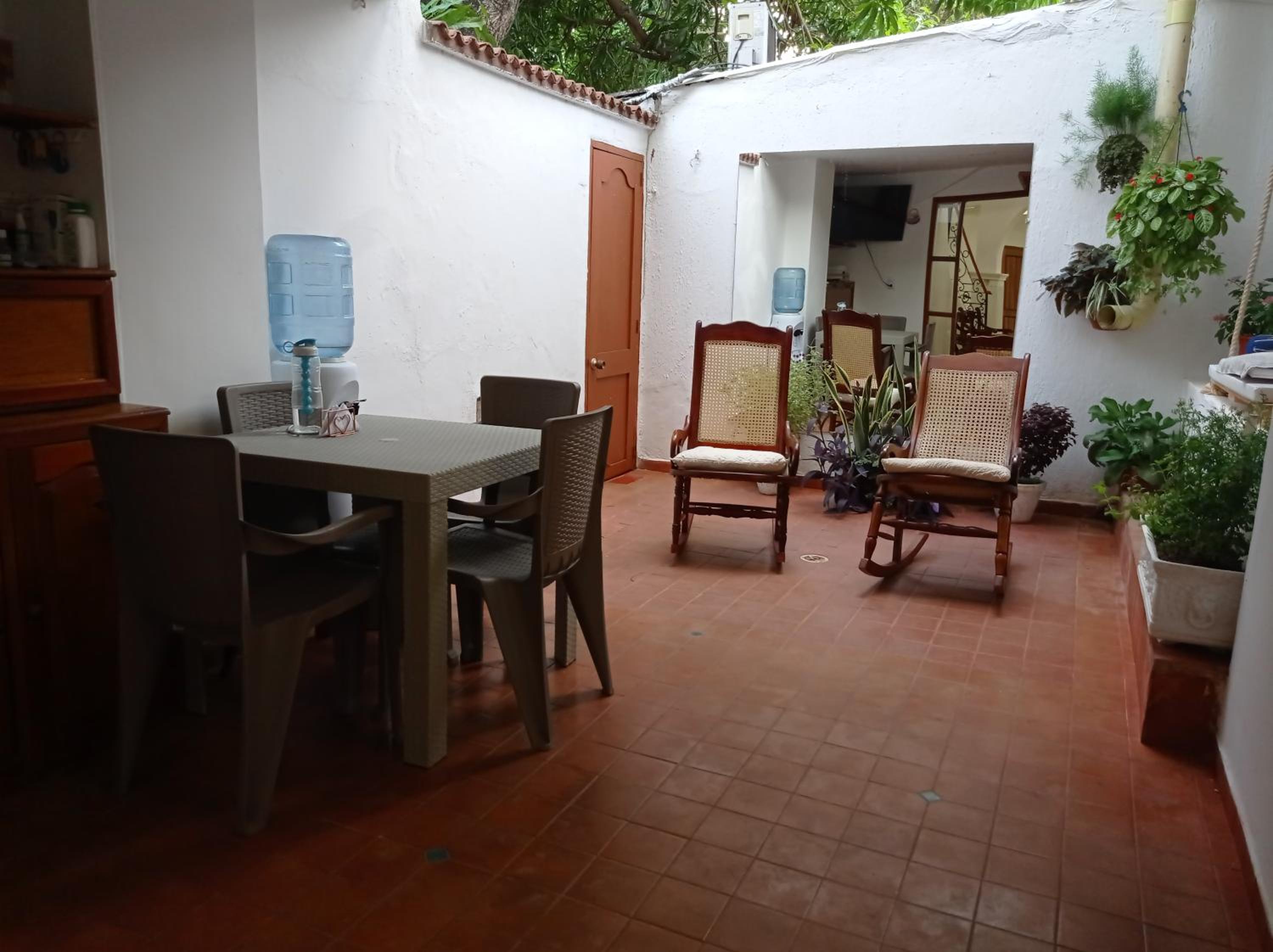 La 10B view 5