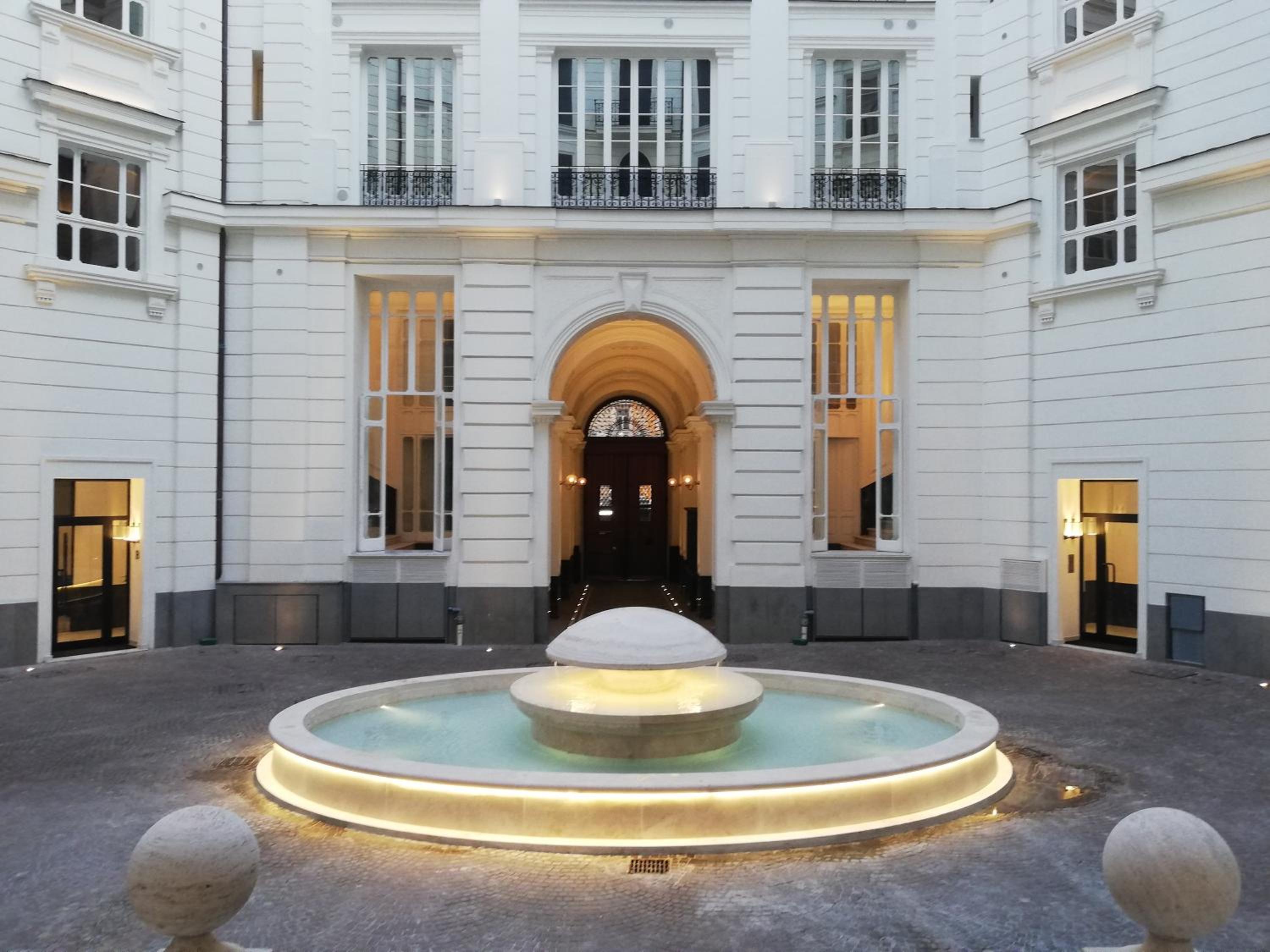 Napoli Mariana Luxury