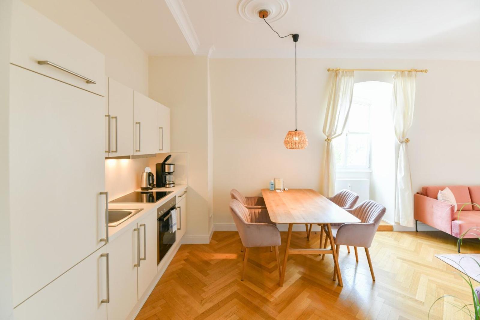 Osteiner Hof by The Apartment Suite