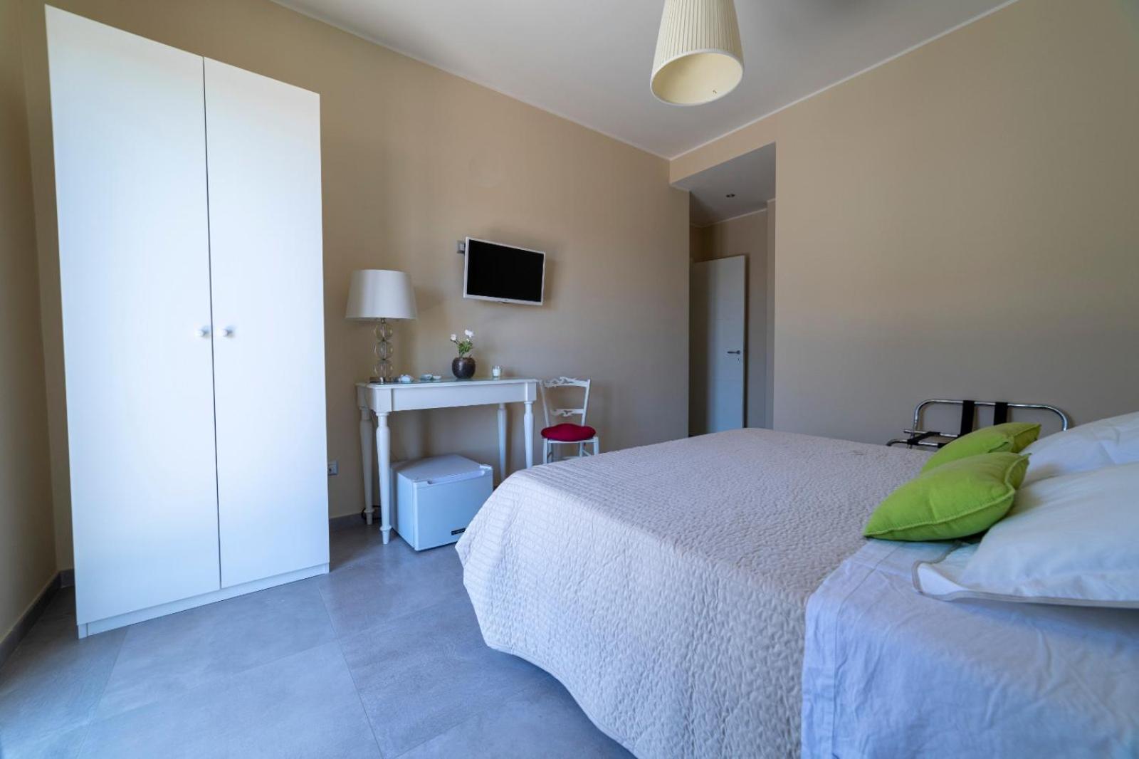 Catania Vacations - BB Attico 160 - Property Image 24