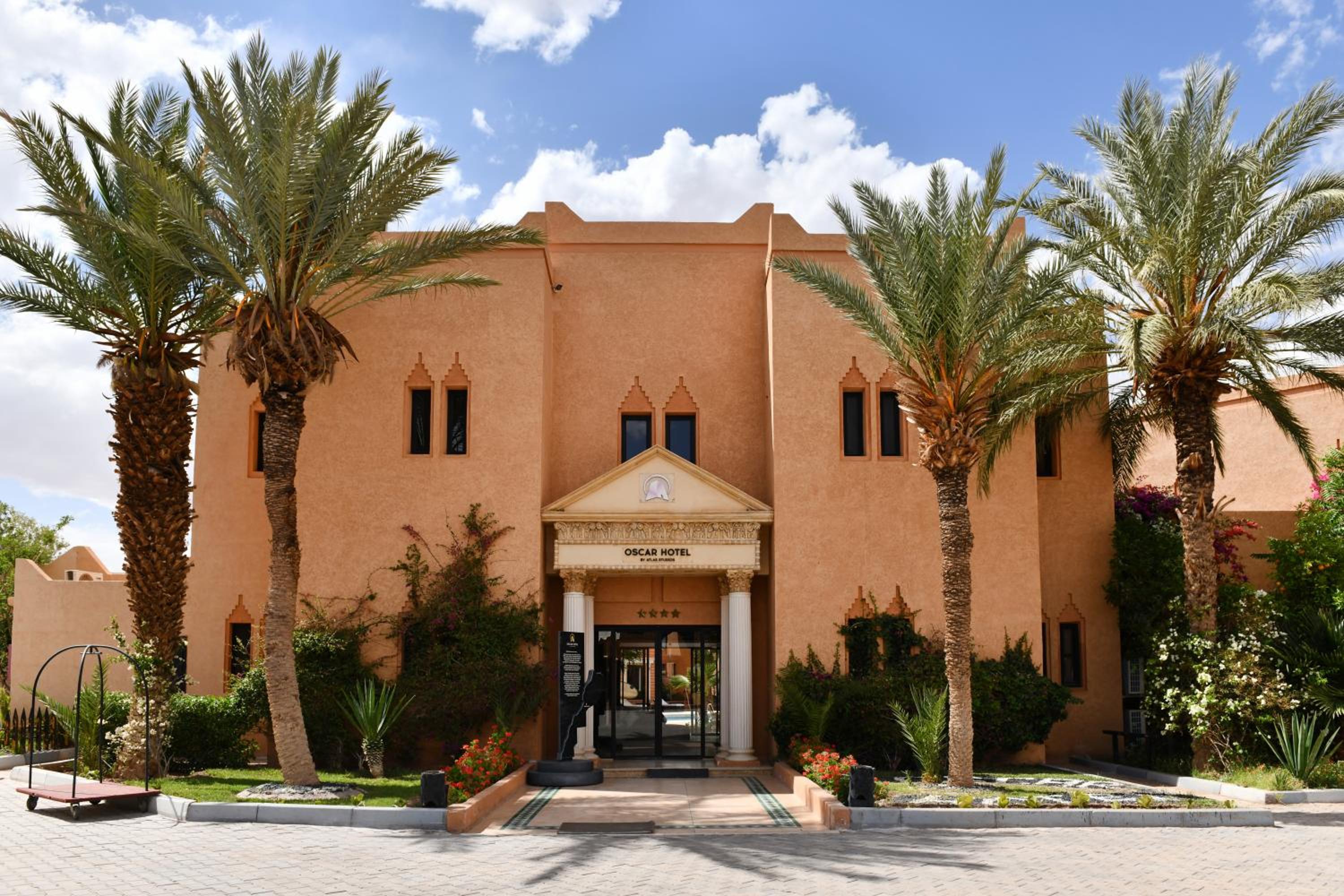 Oscar Hotel by Atlas Studios