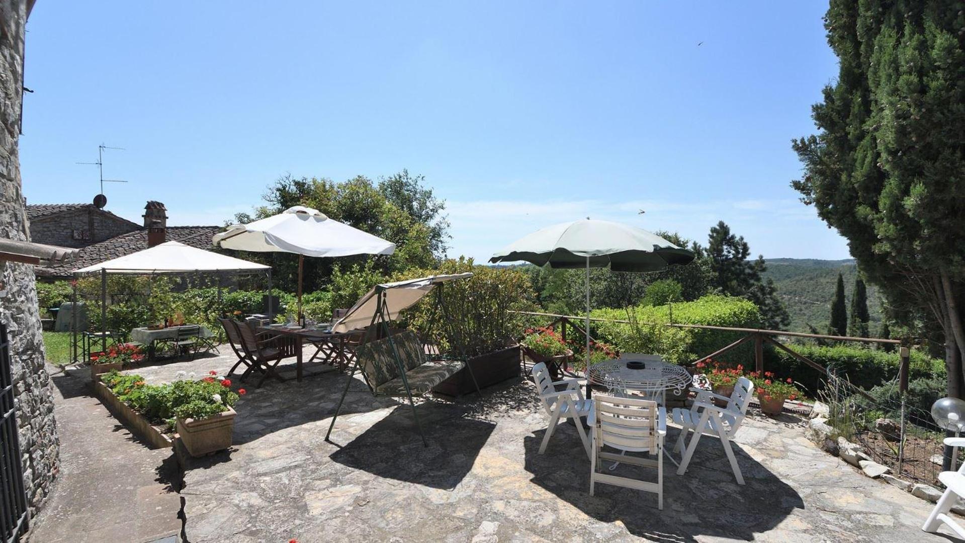 Il Cipresso view 3