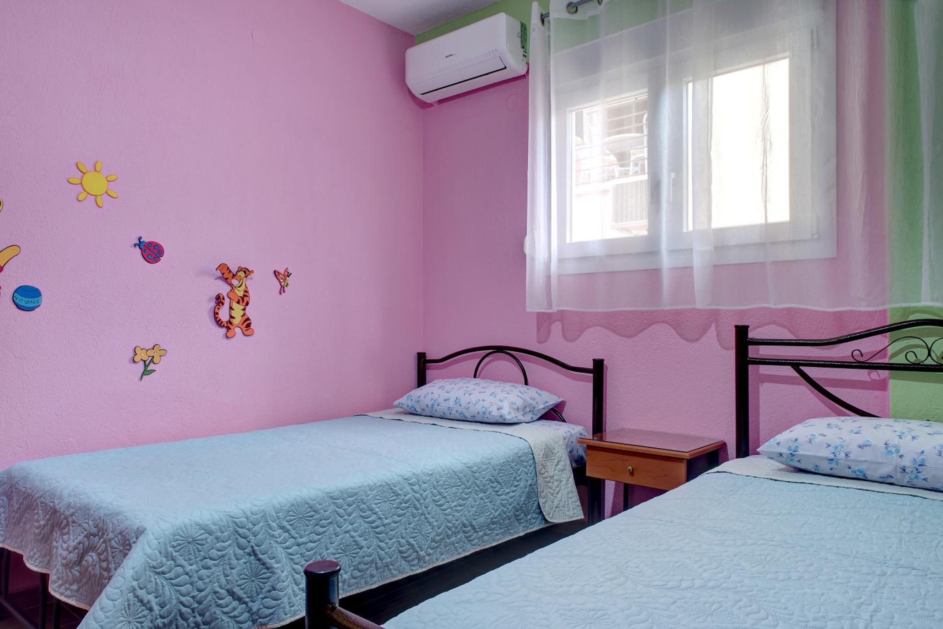 Achilleas Apartments