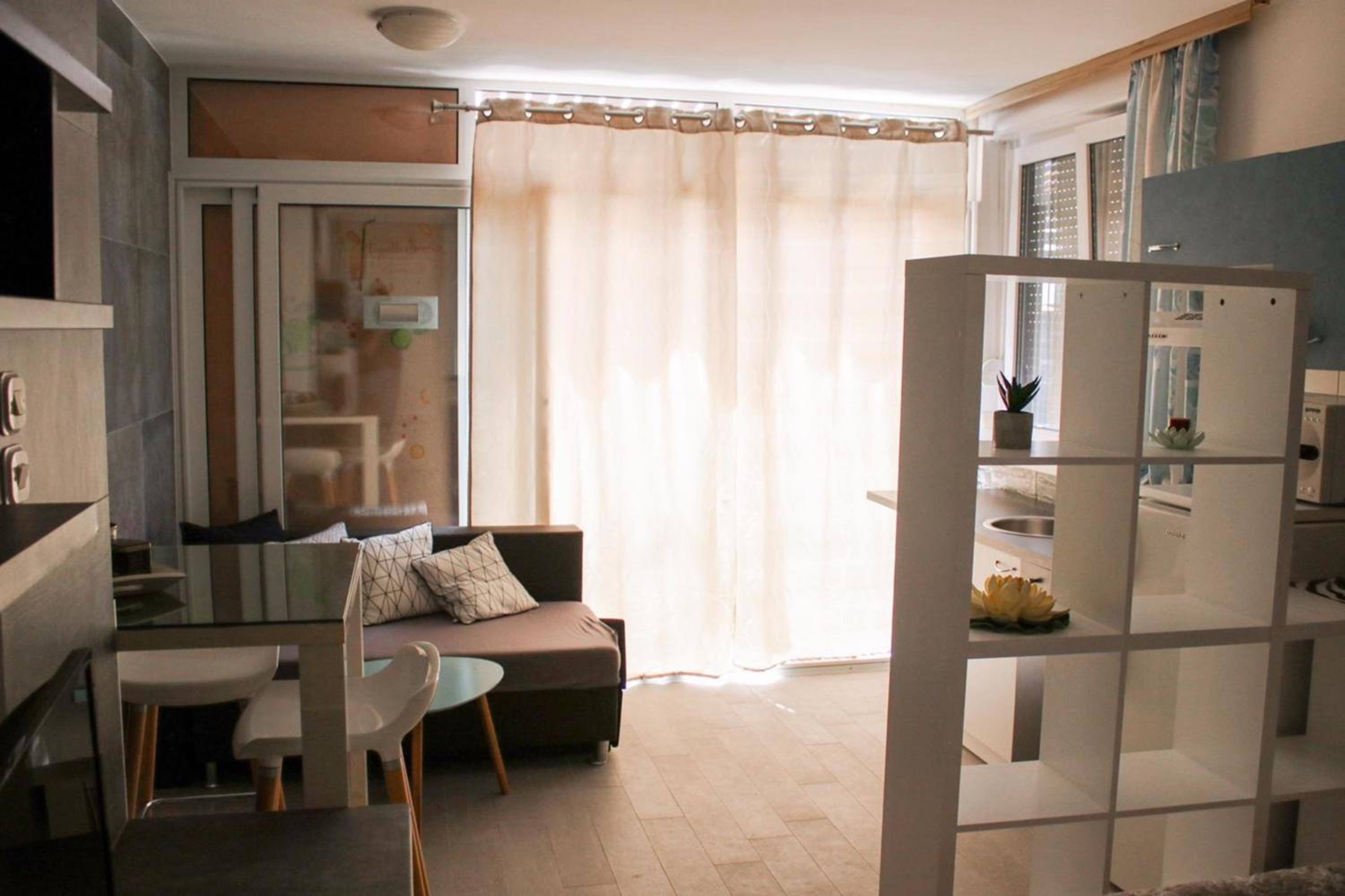 Apartments Markov