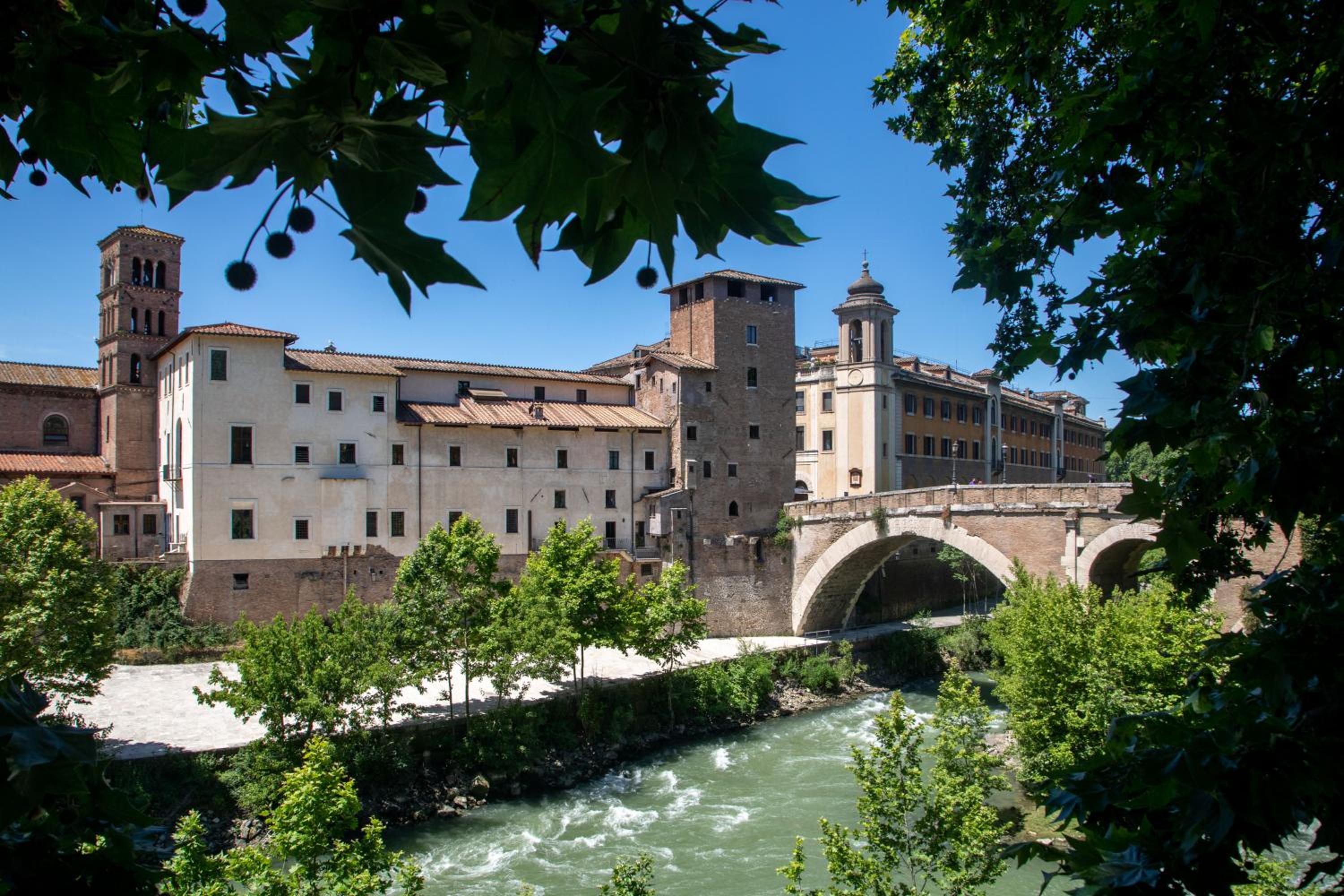 Sant'Ambrogio 7