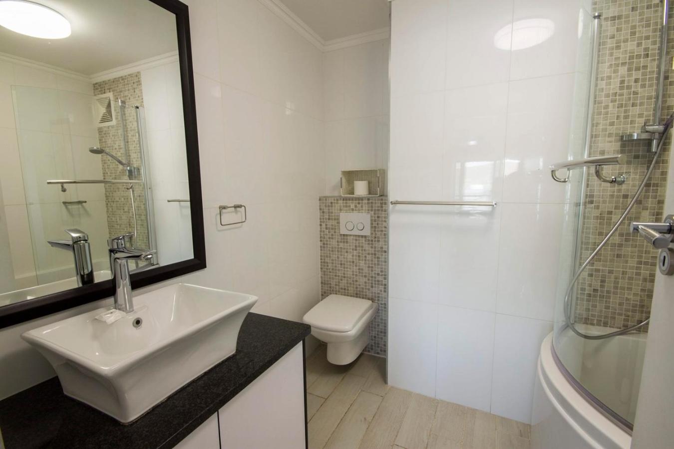 Laguna Grove Holiday Rentals