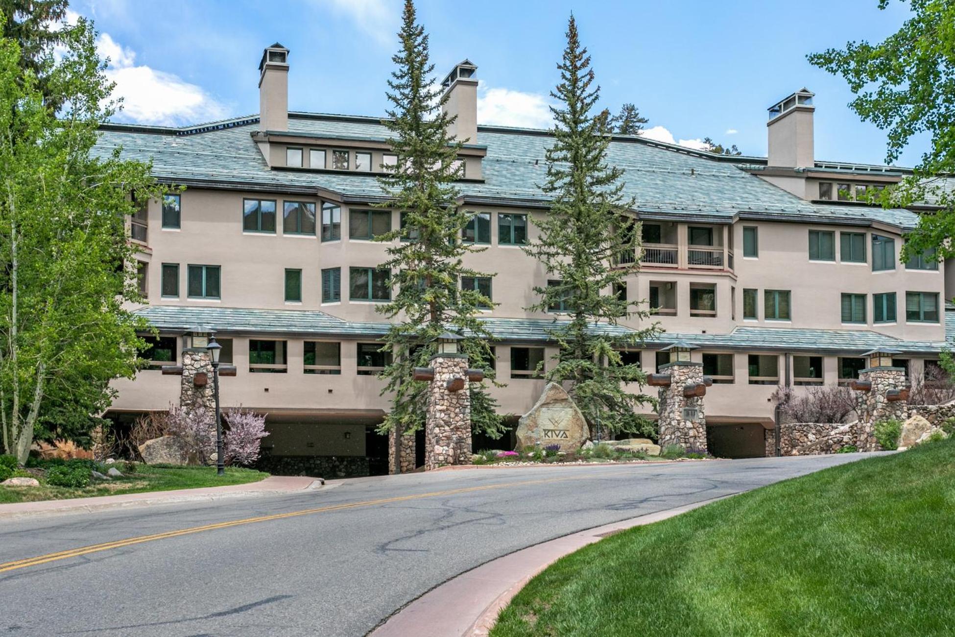 326 Kiva Condo access to Ski in Out