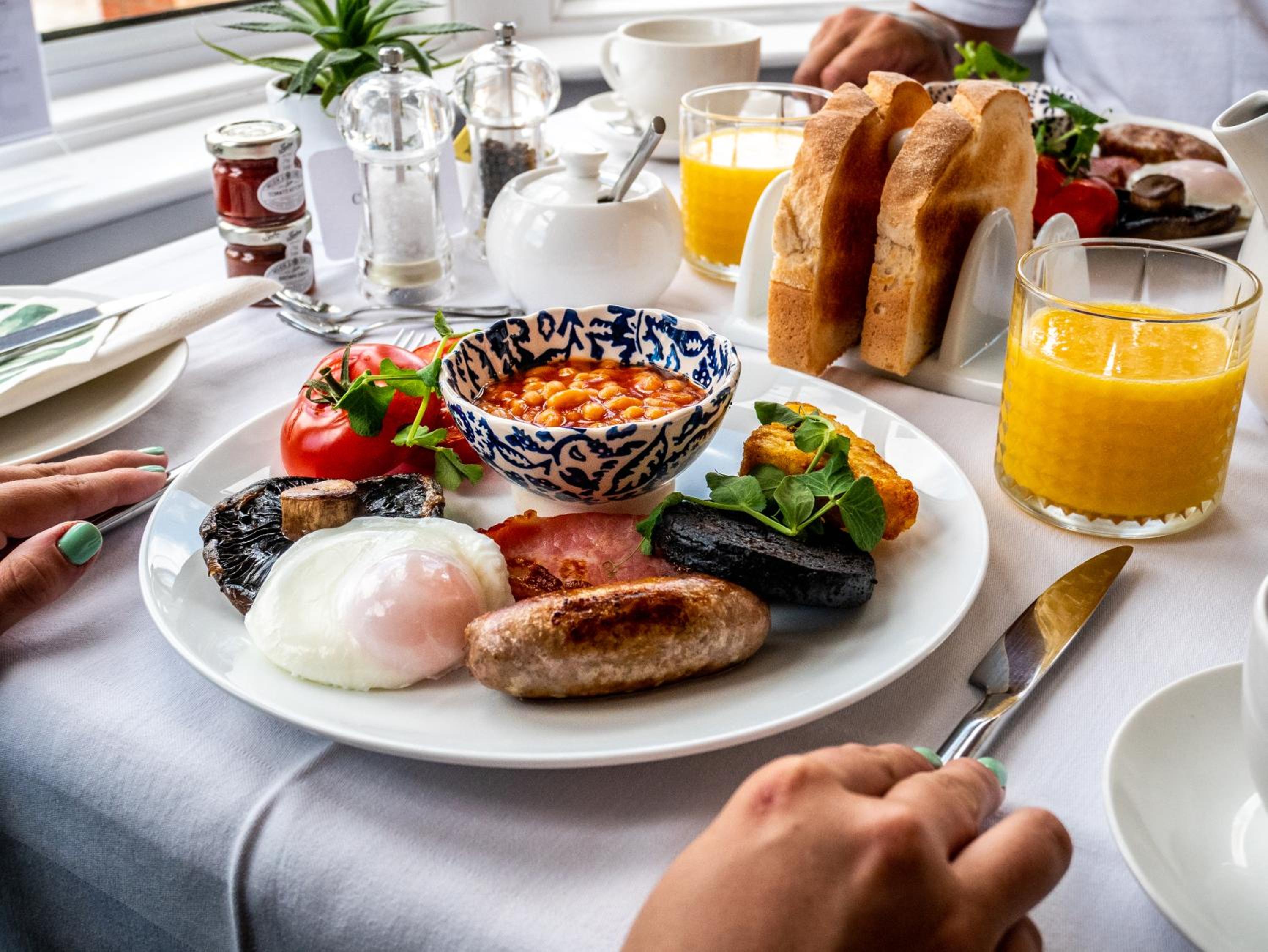 dining