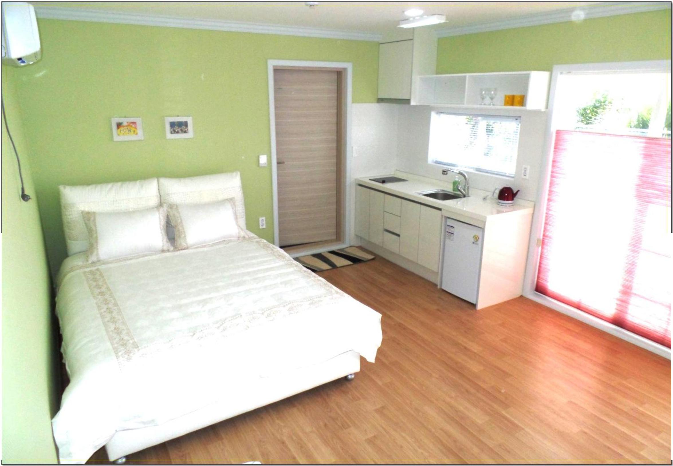 Jubilee Chalet