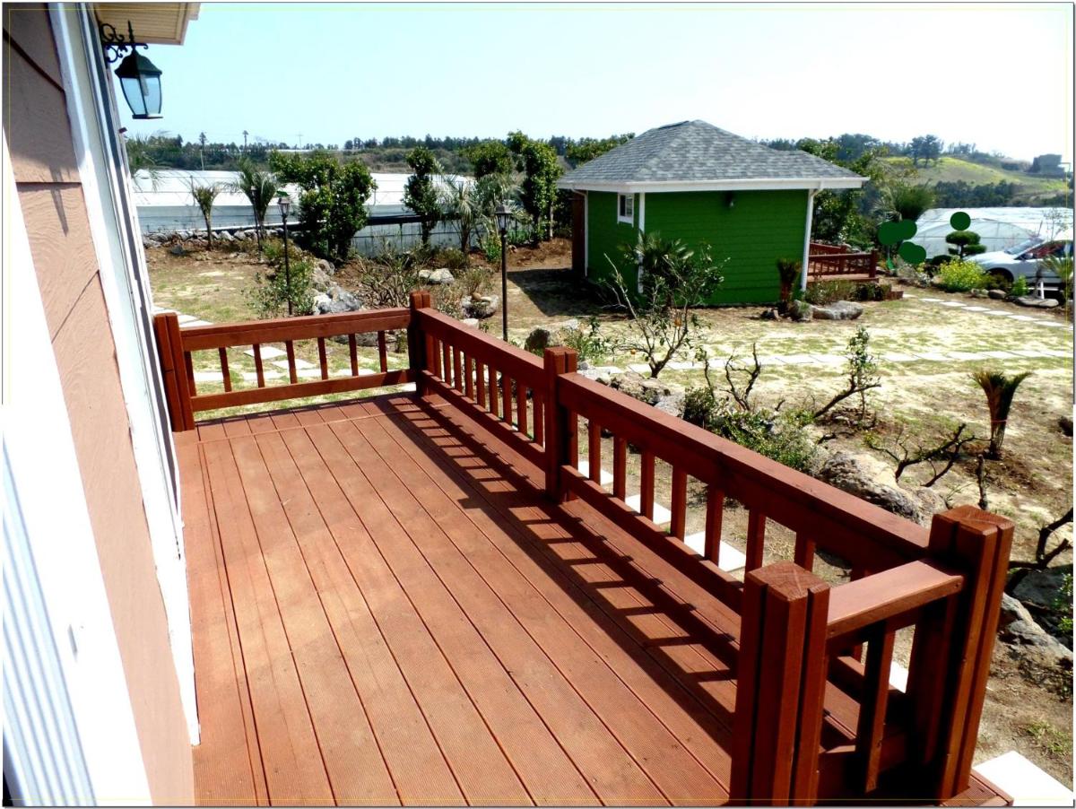 Jubilee Chalet