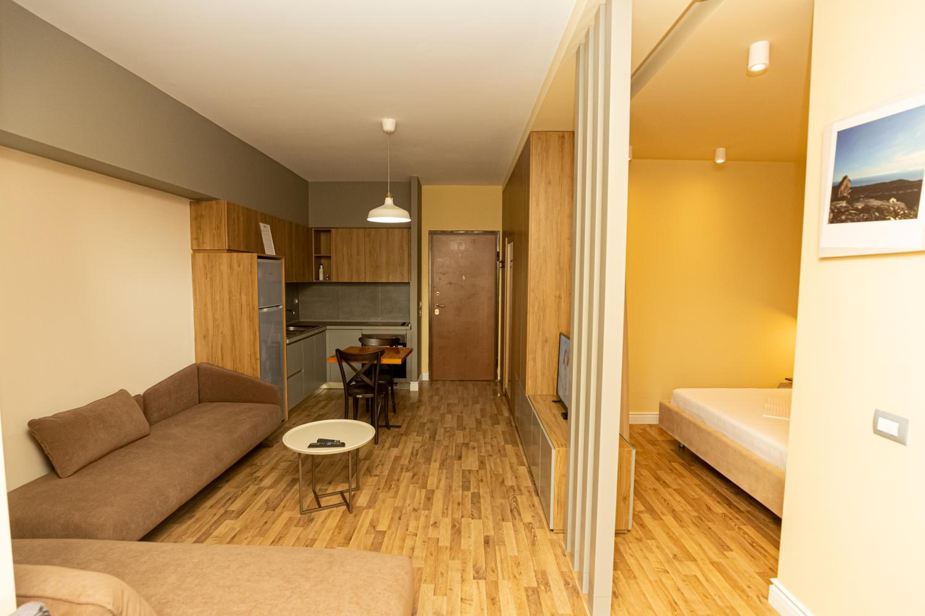 Porta Apartament
