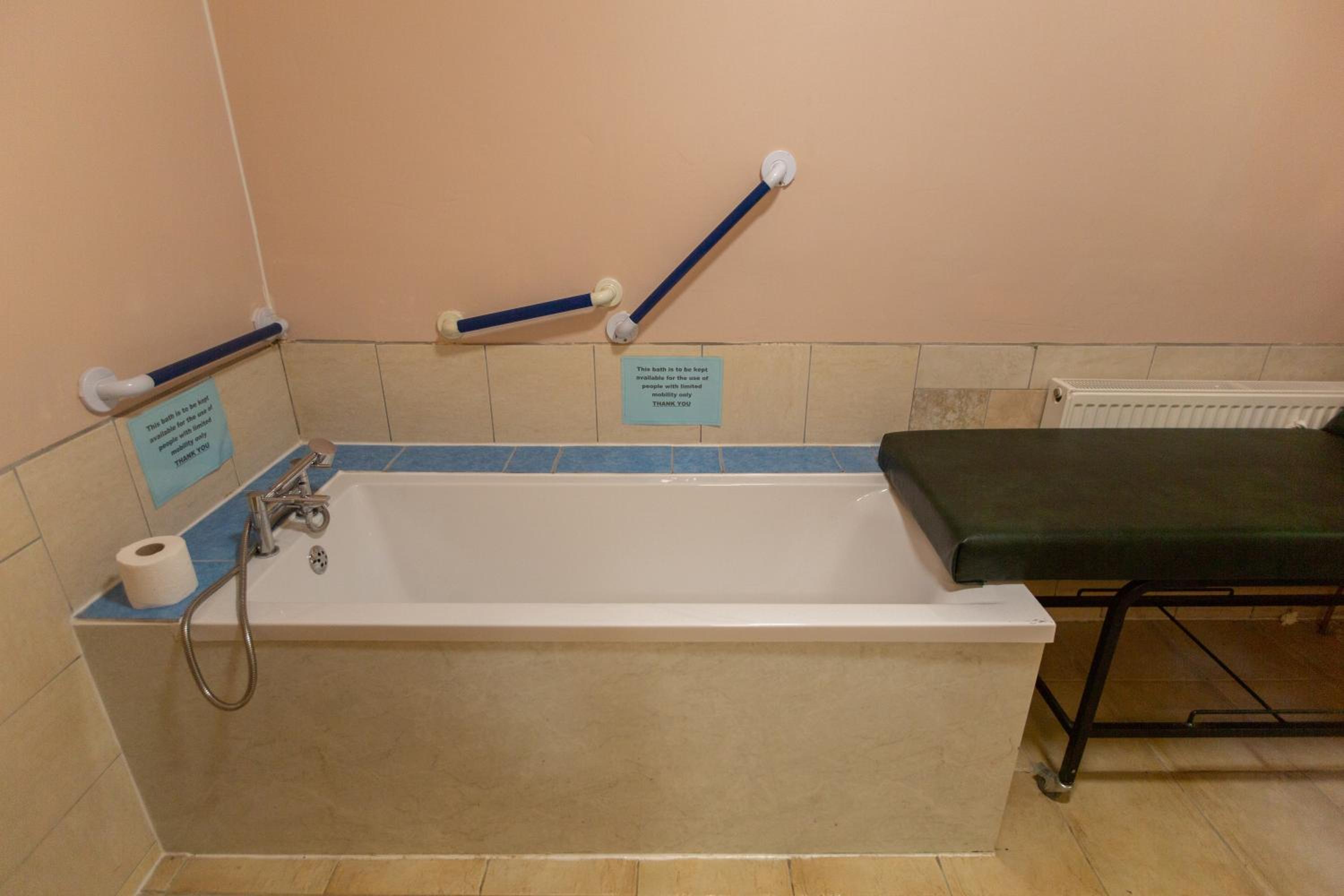 Photo 12