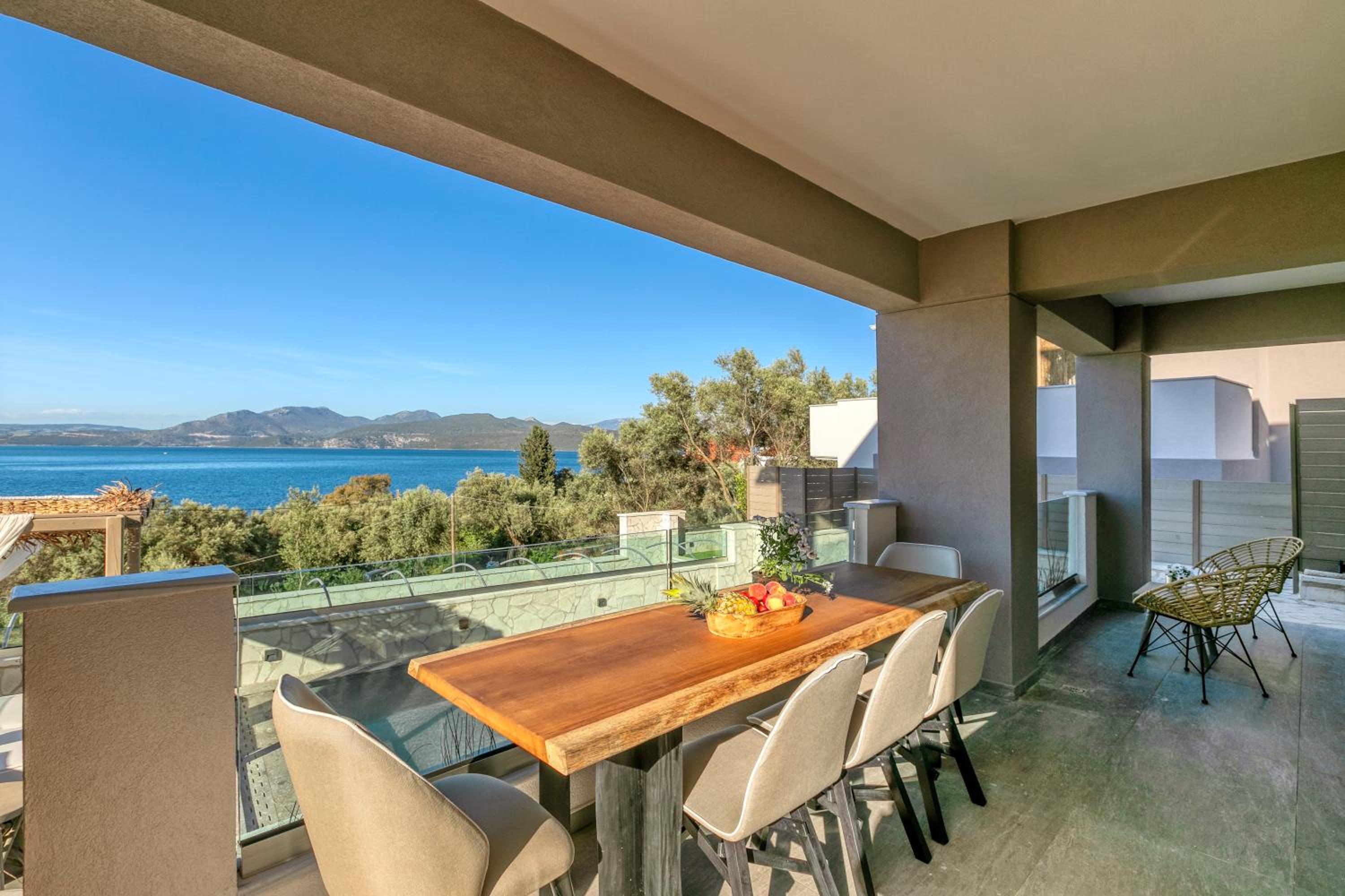 Hotel White Rock Villas Nikiana - Image 1