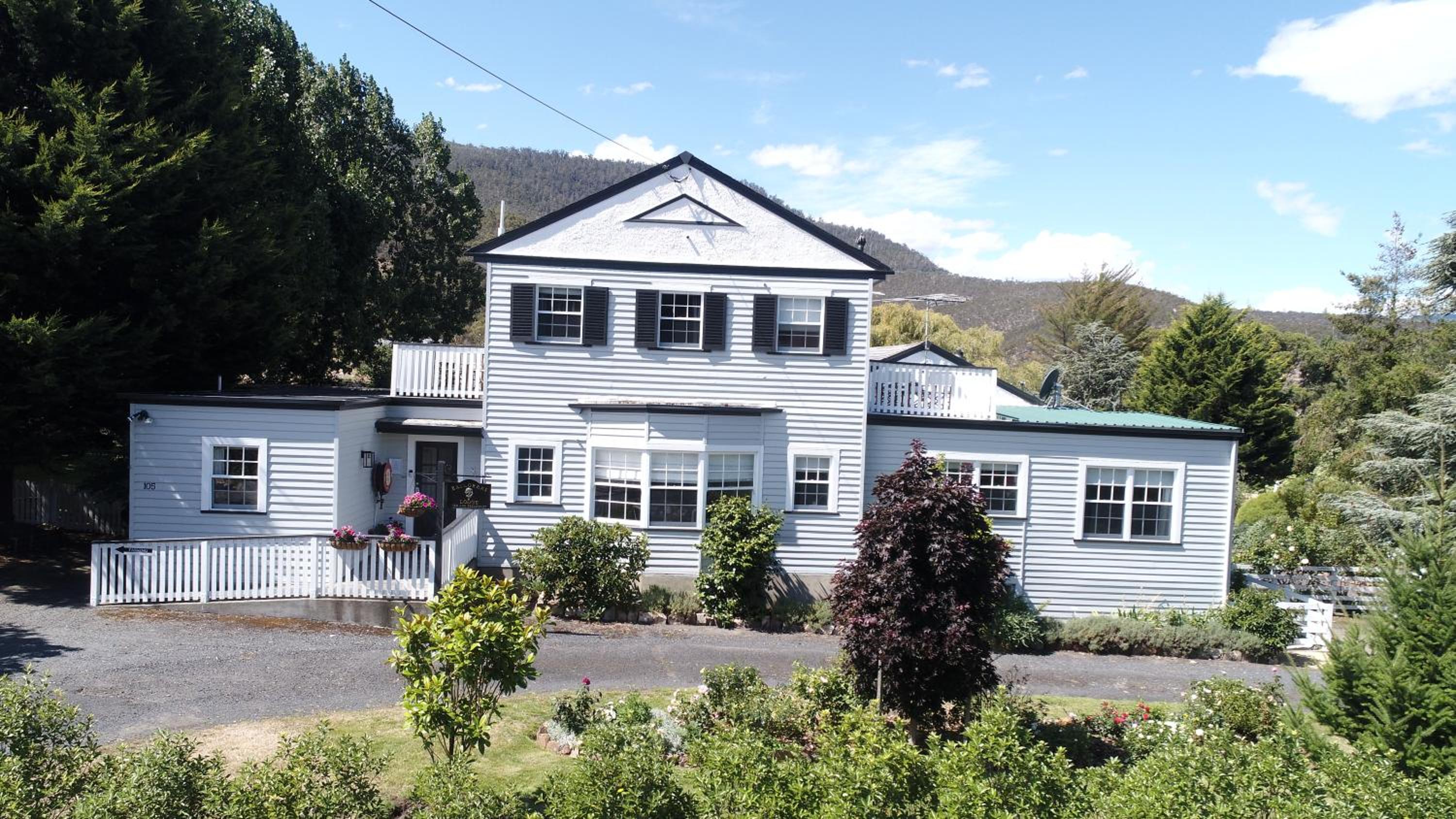 Explorers Lodge