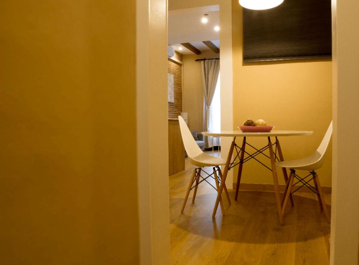 Suite Place Barcelona Diputació