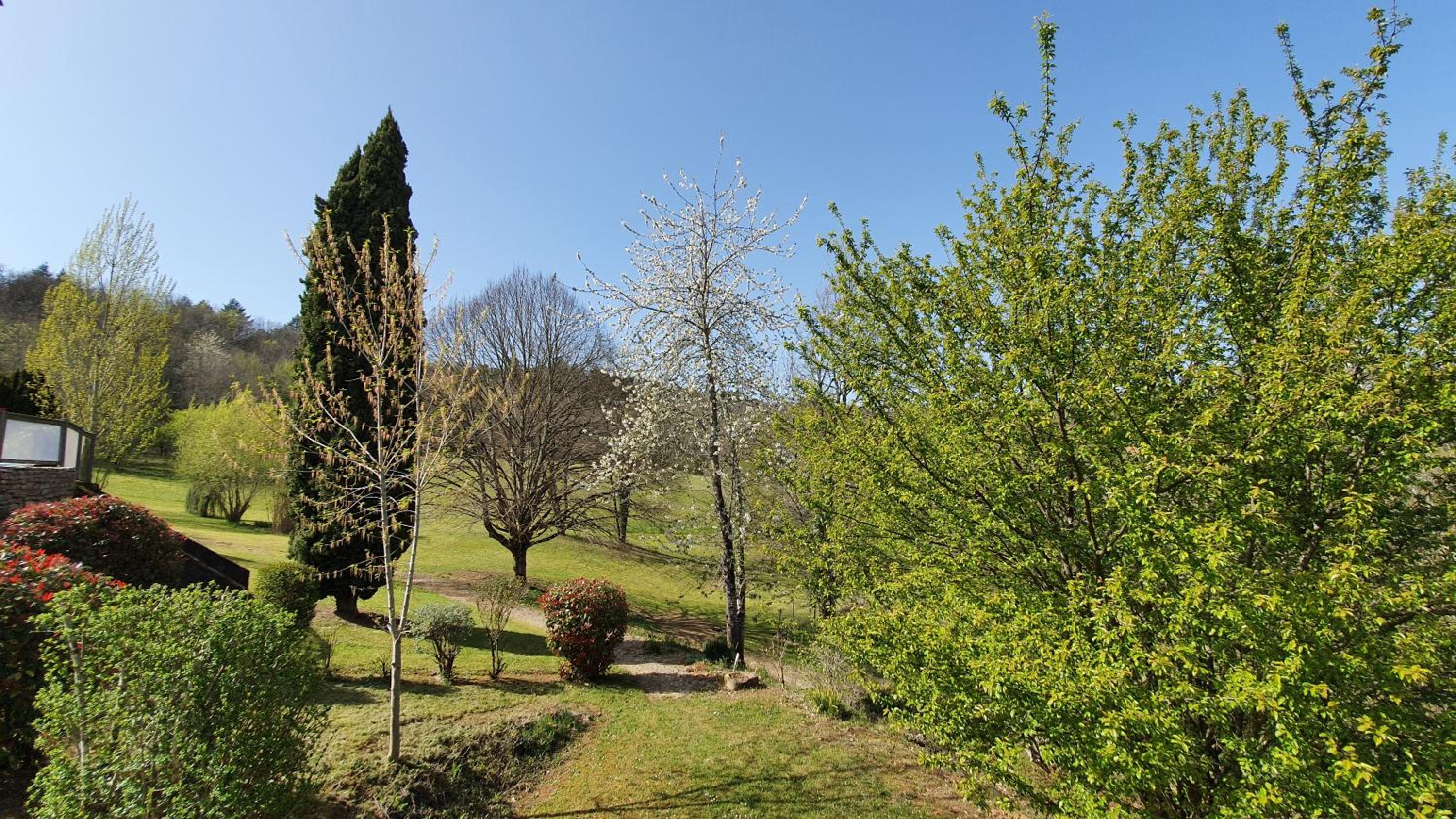 Domaine du Cardou view 3