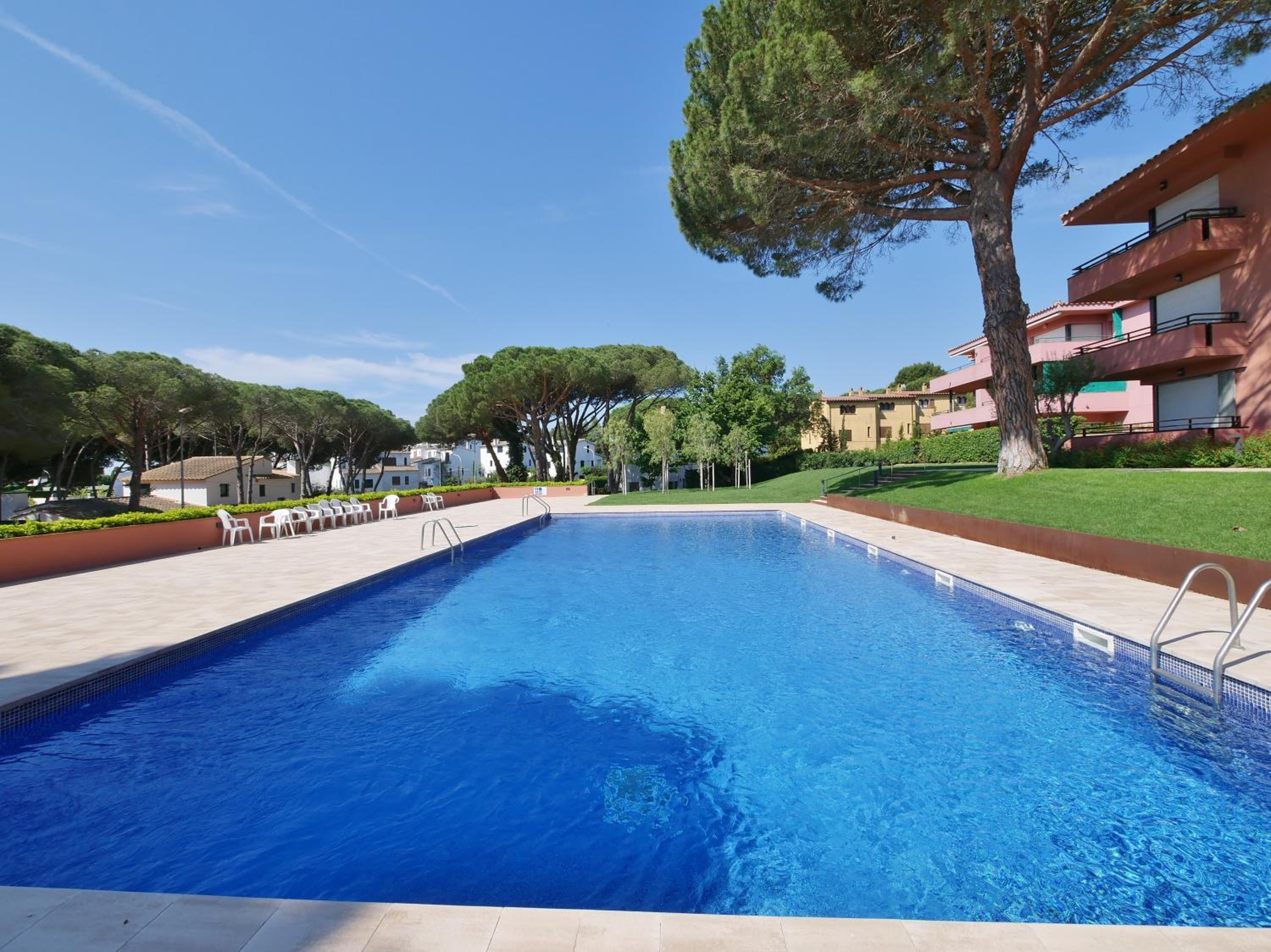 Apartamento Coronda con piscina y parquing en Llafranc