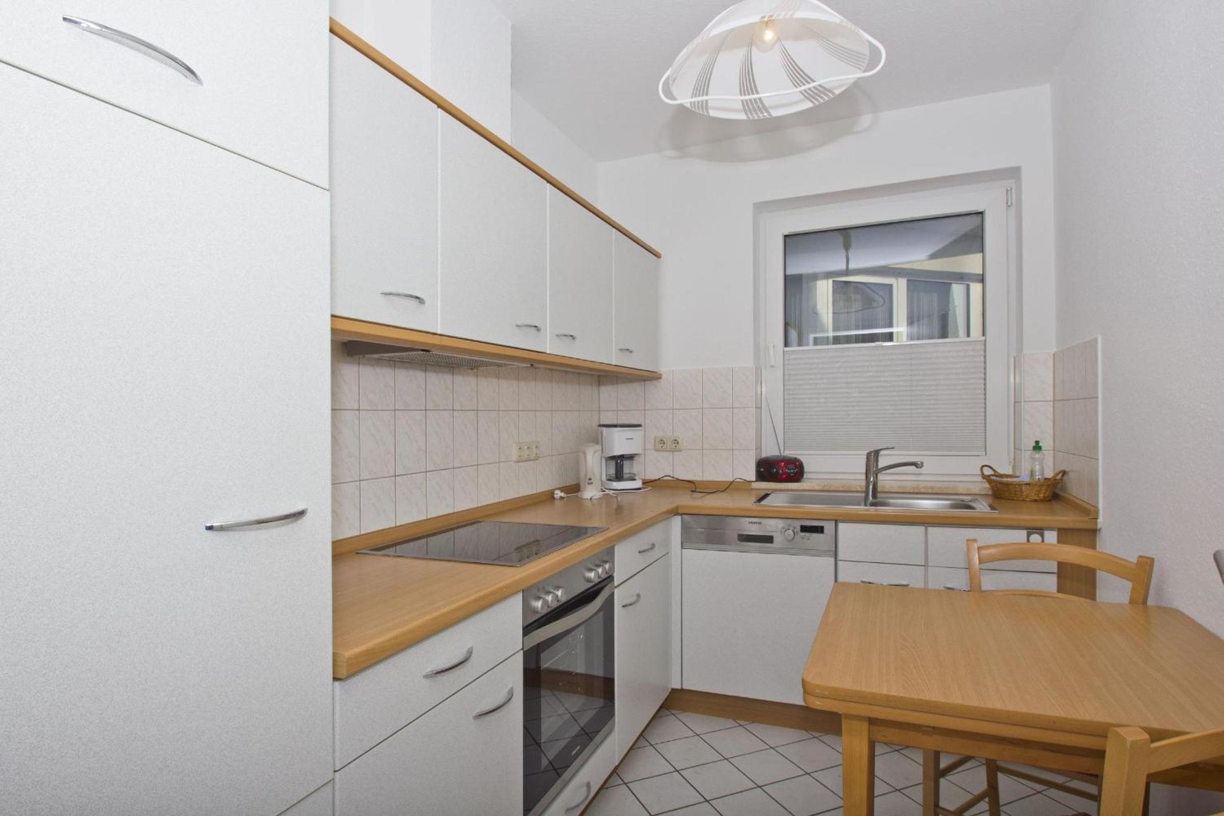 toller Meerblick vom Balkon, gratis Nutzung vom AHOI Erlebnisbad und Sauna in Sellin - Haus Nordstrand FeWo16