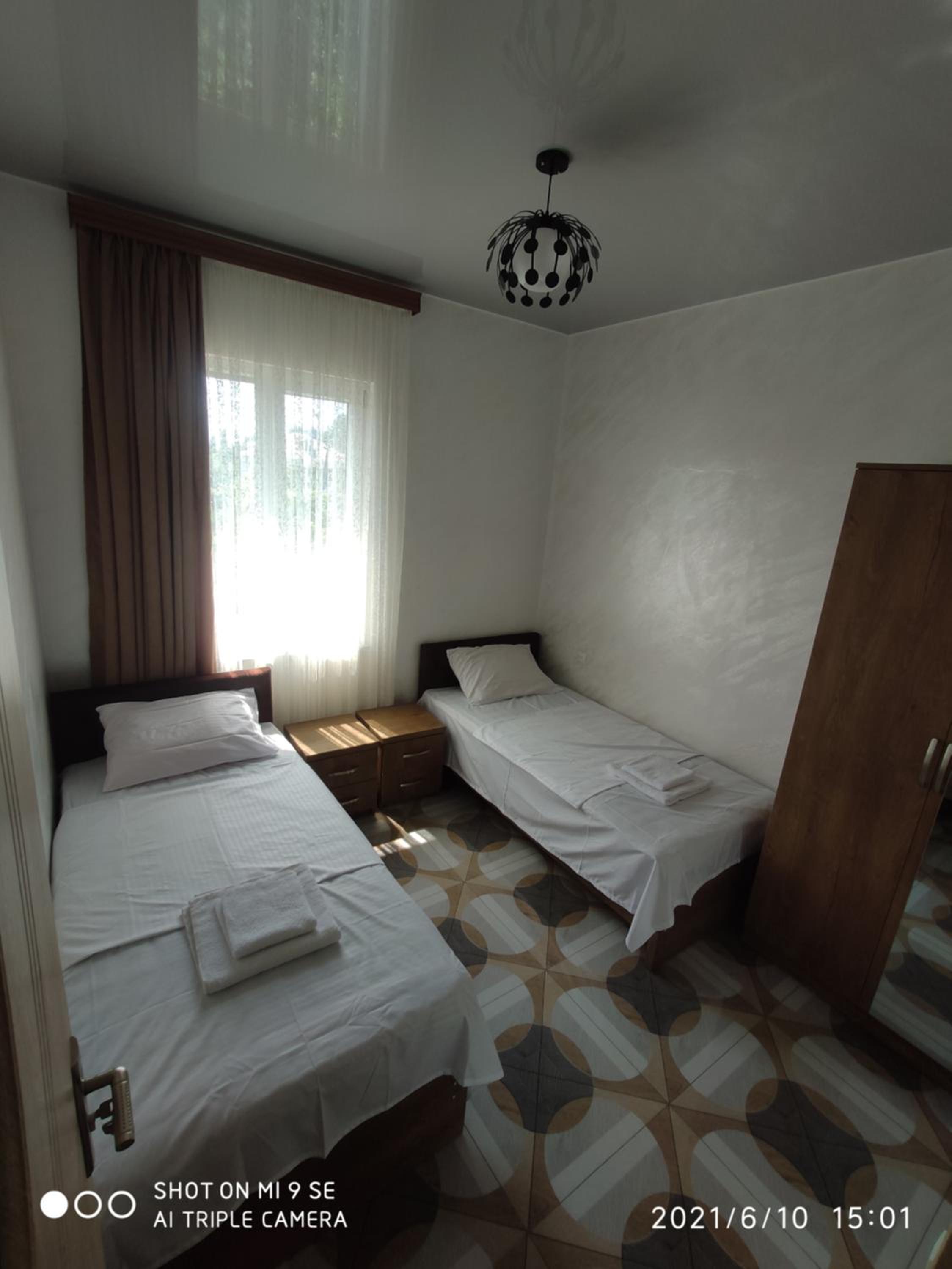 Photo 42