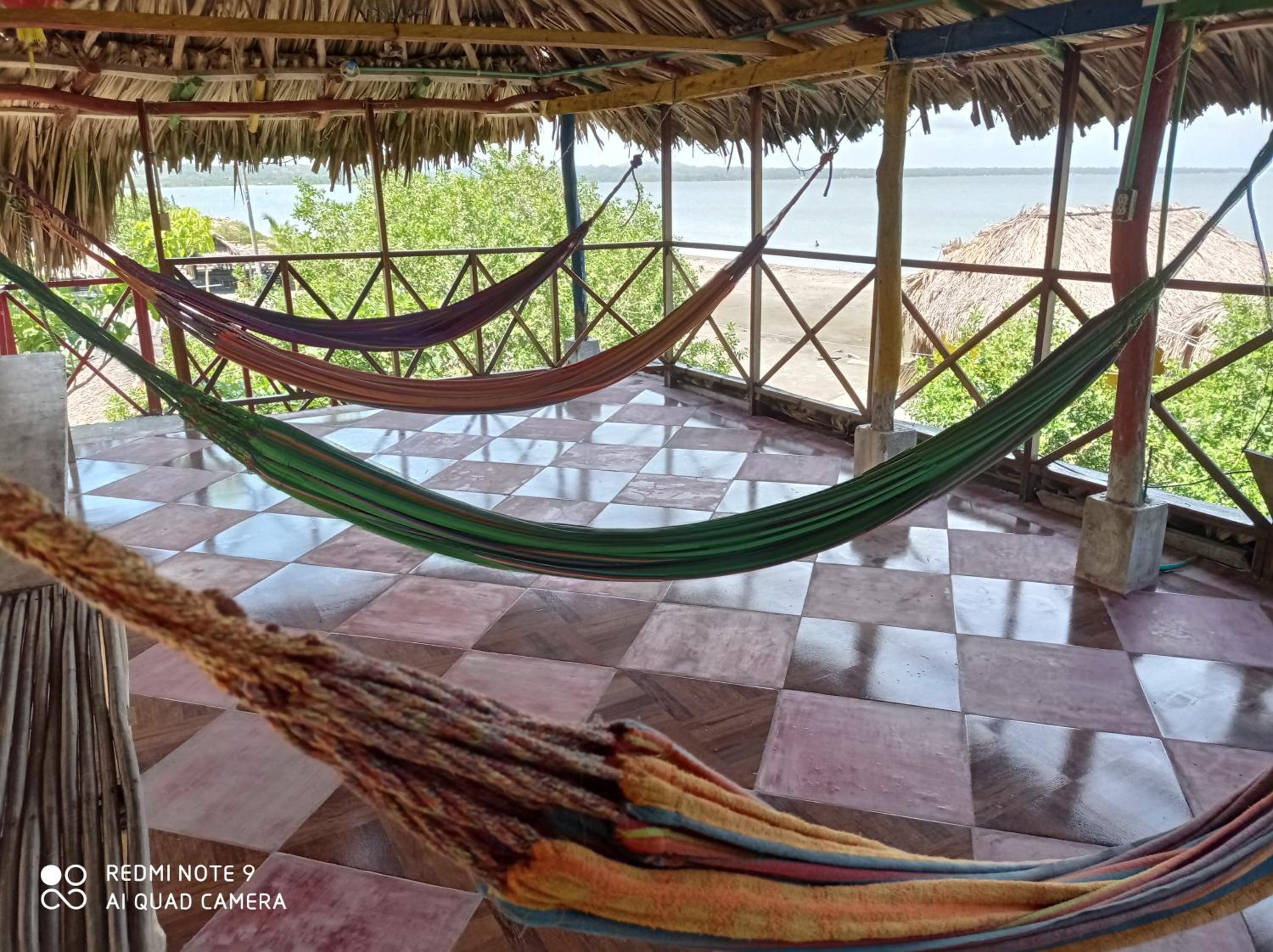 HOSTAL BELLEZA TROPICAL
