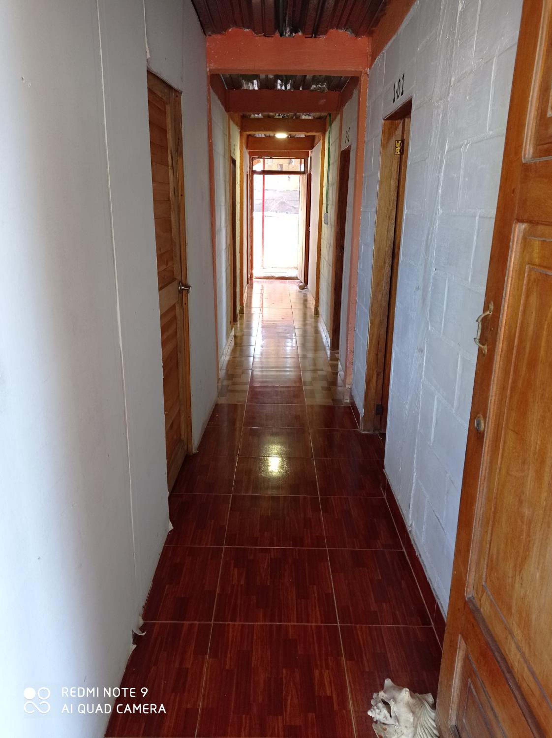HOSTAL BELLEZA TROPICAL