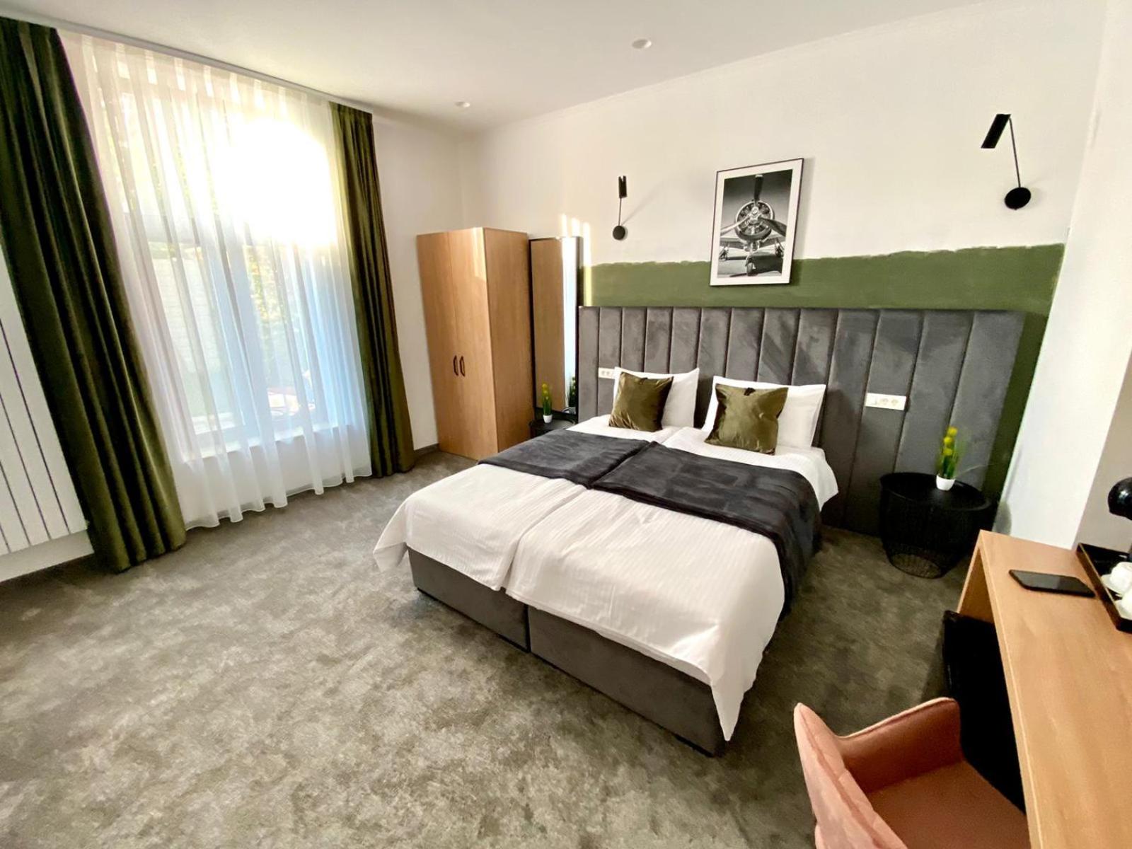 Victoria Rooms view 5