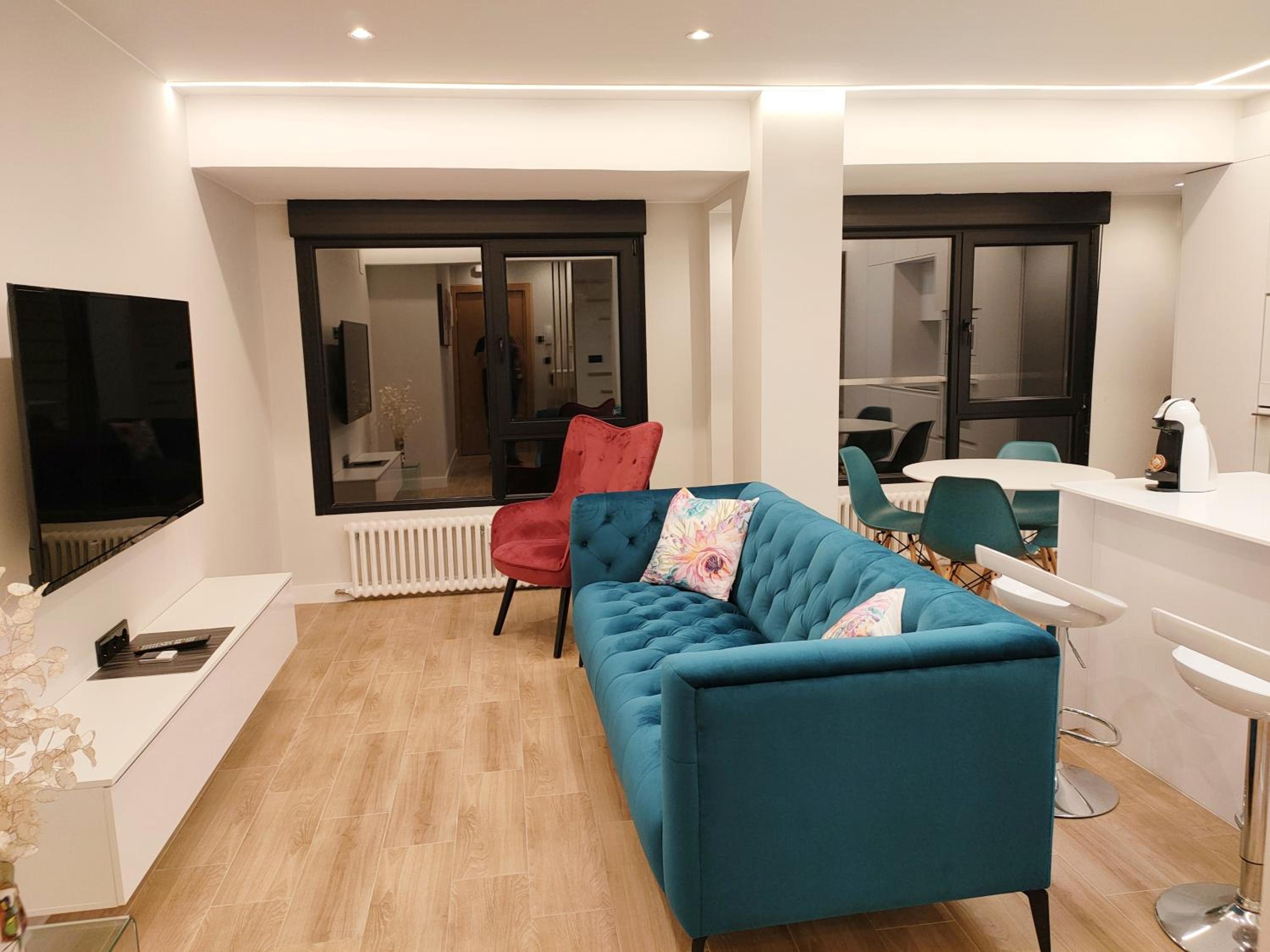 Oviedo Vacations - OVIEDO CENTRO SANTA CLARA PISO DE LUJO - Property Image 6