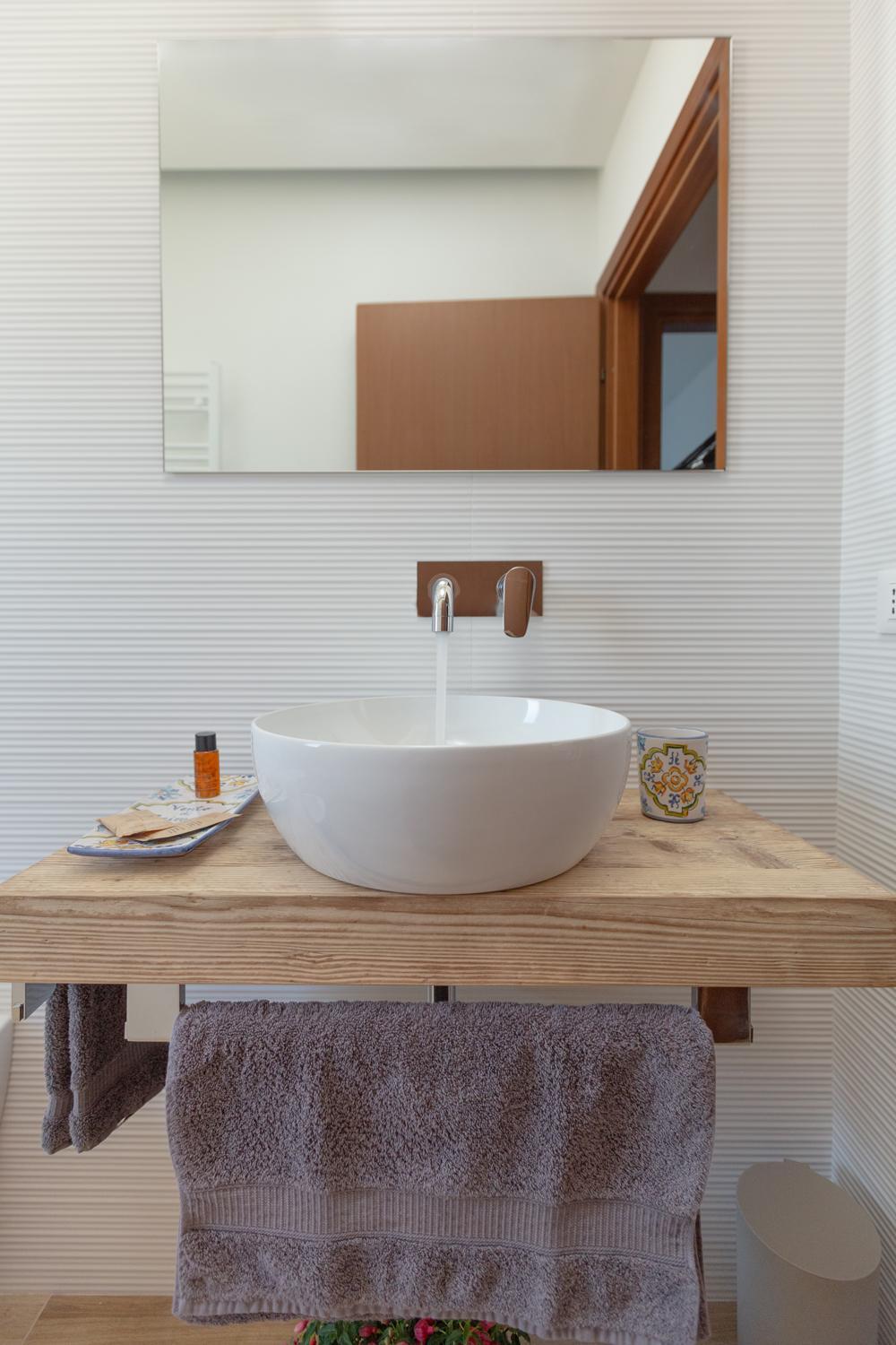 Vento di Scirocco en Marsala — bathroom