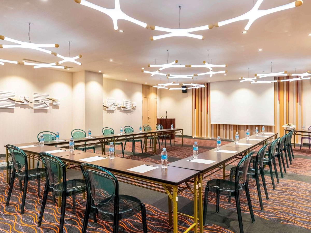 meeting room