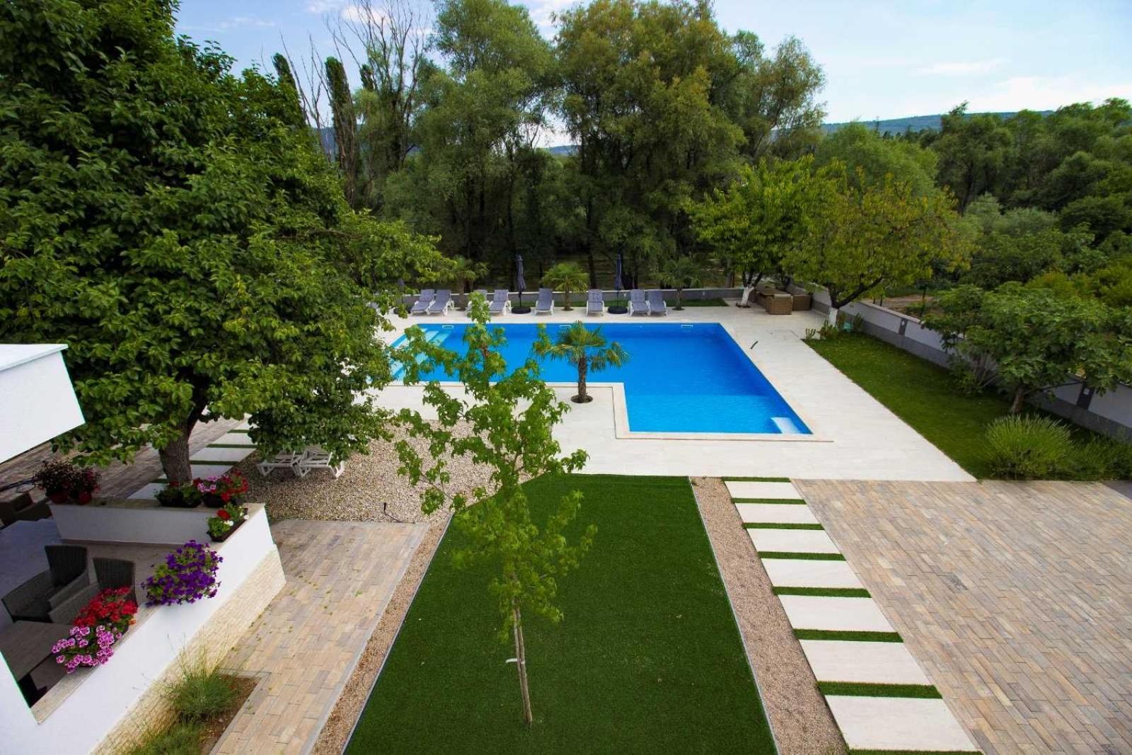 Luxury Villa Magic