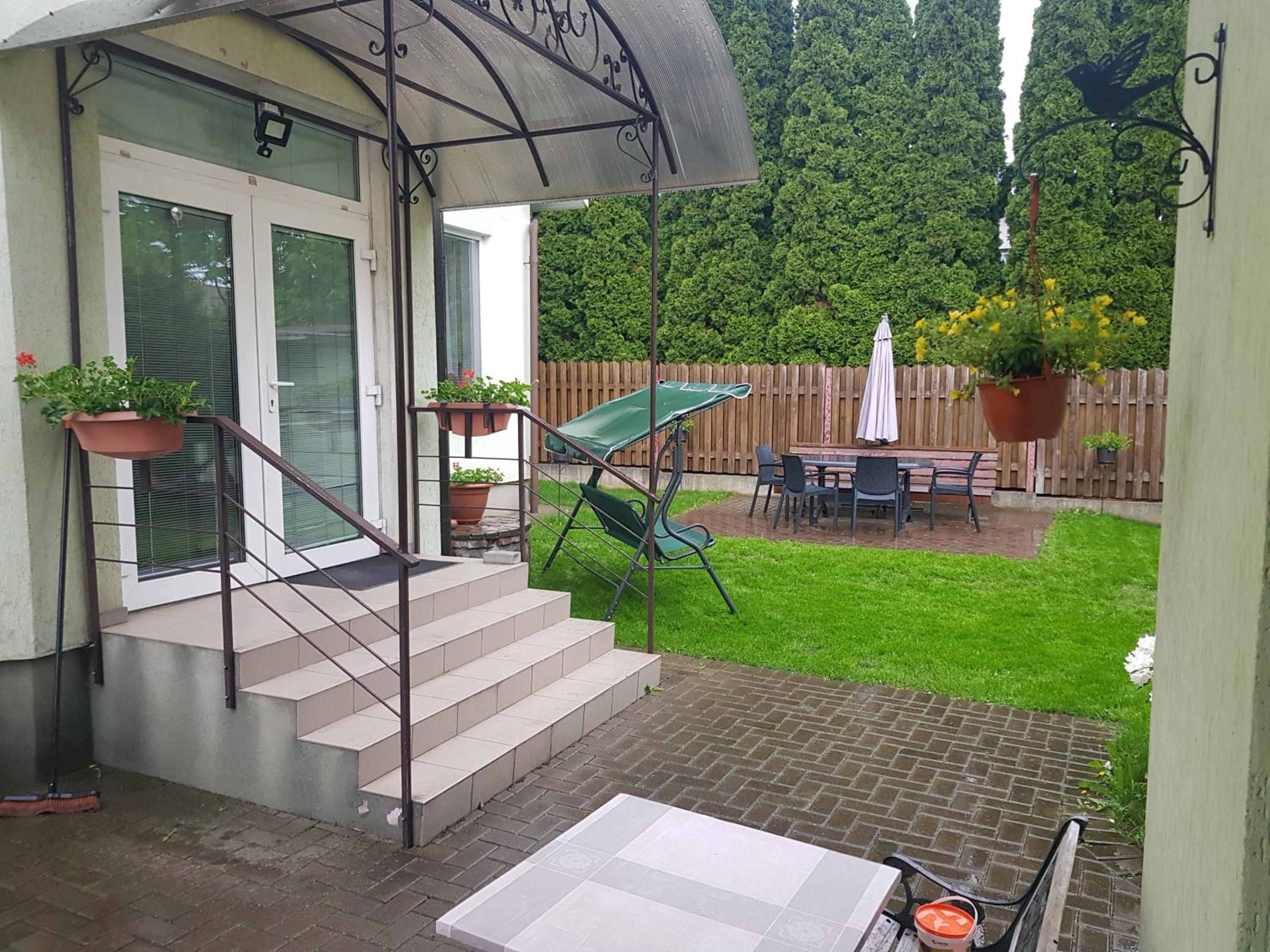 Zveryno guest house