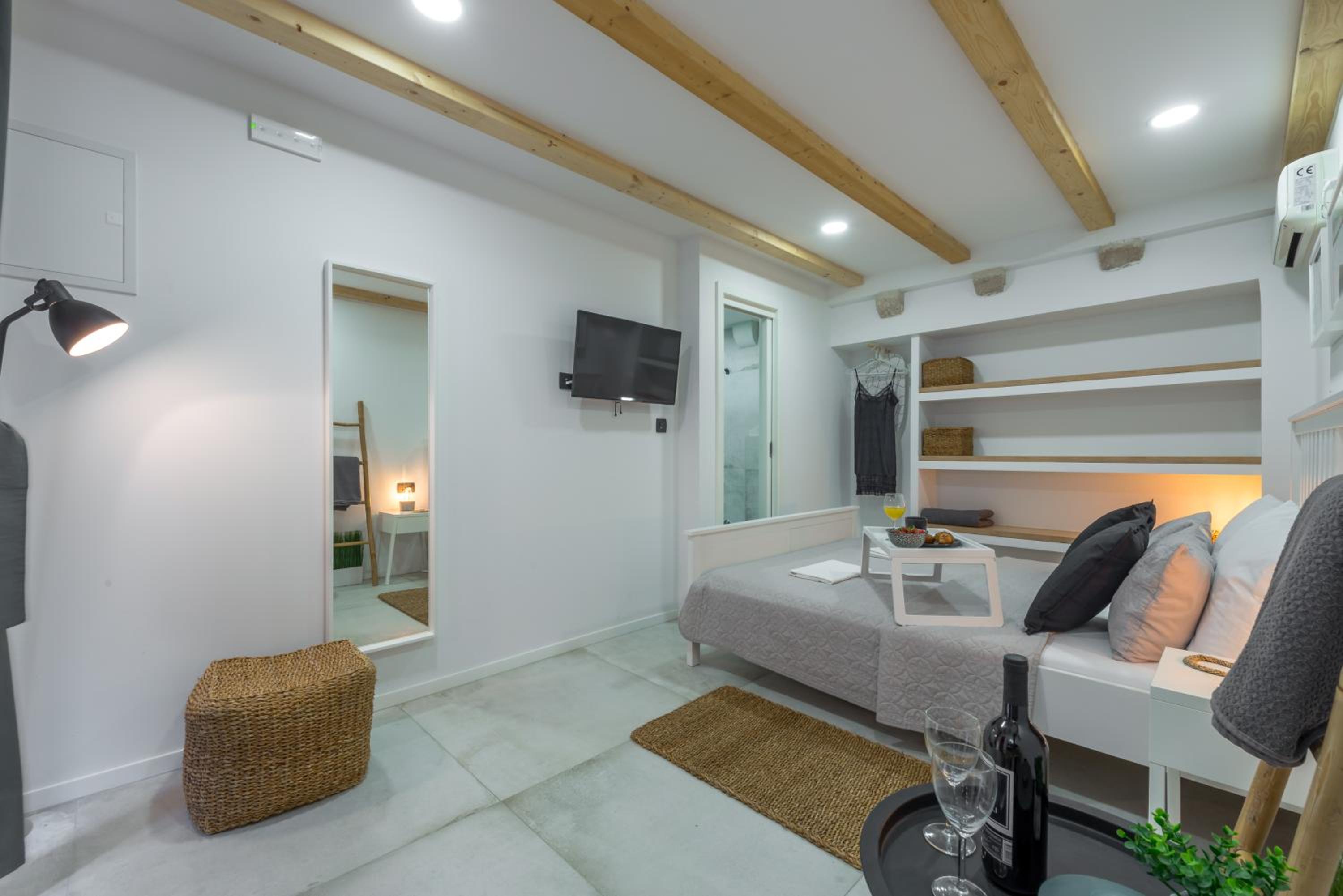 Apartments Bobo