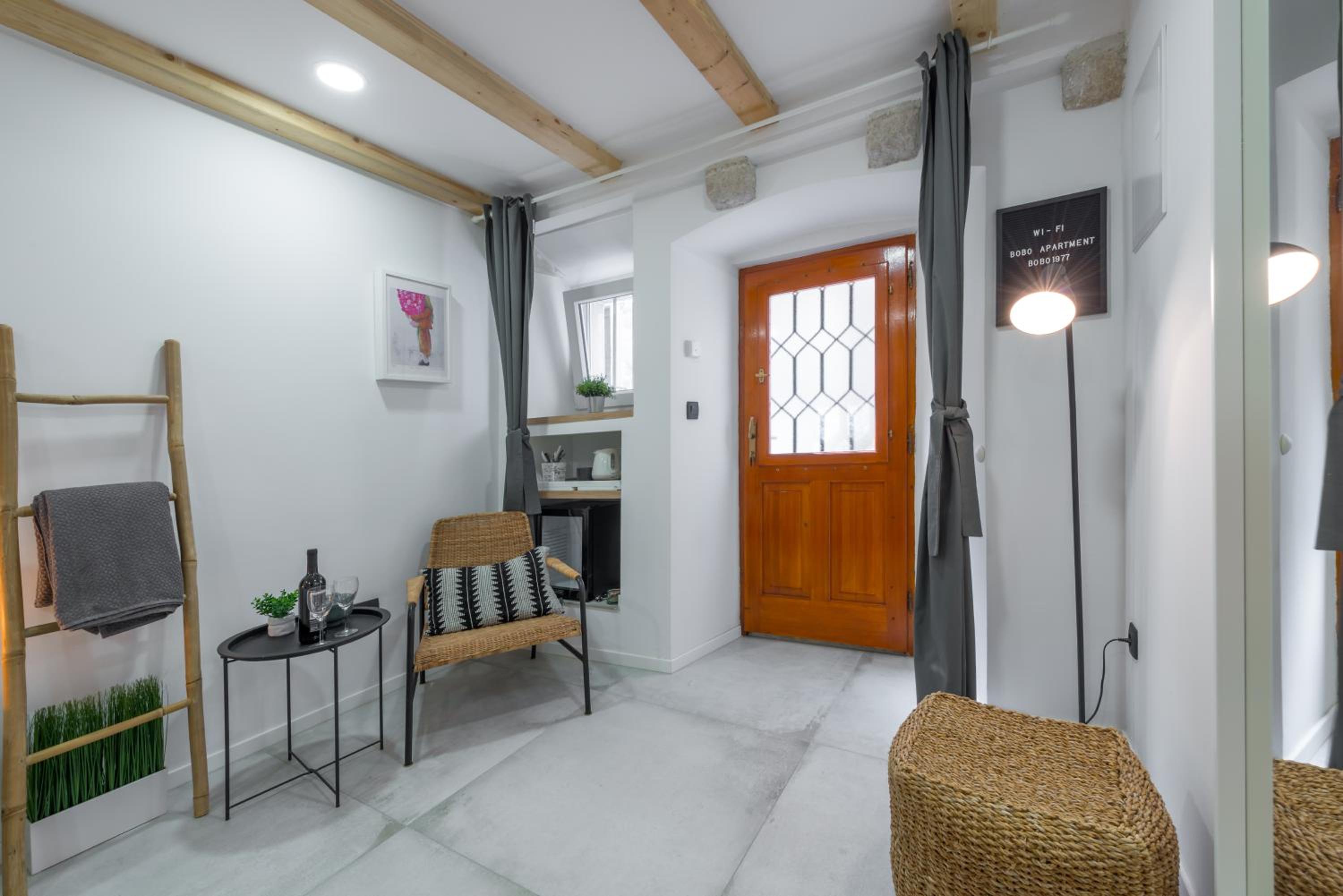 Apartments Bobo