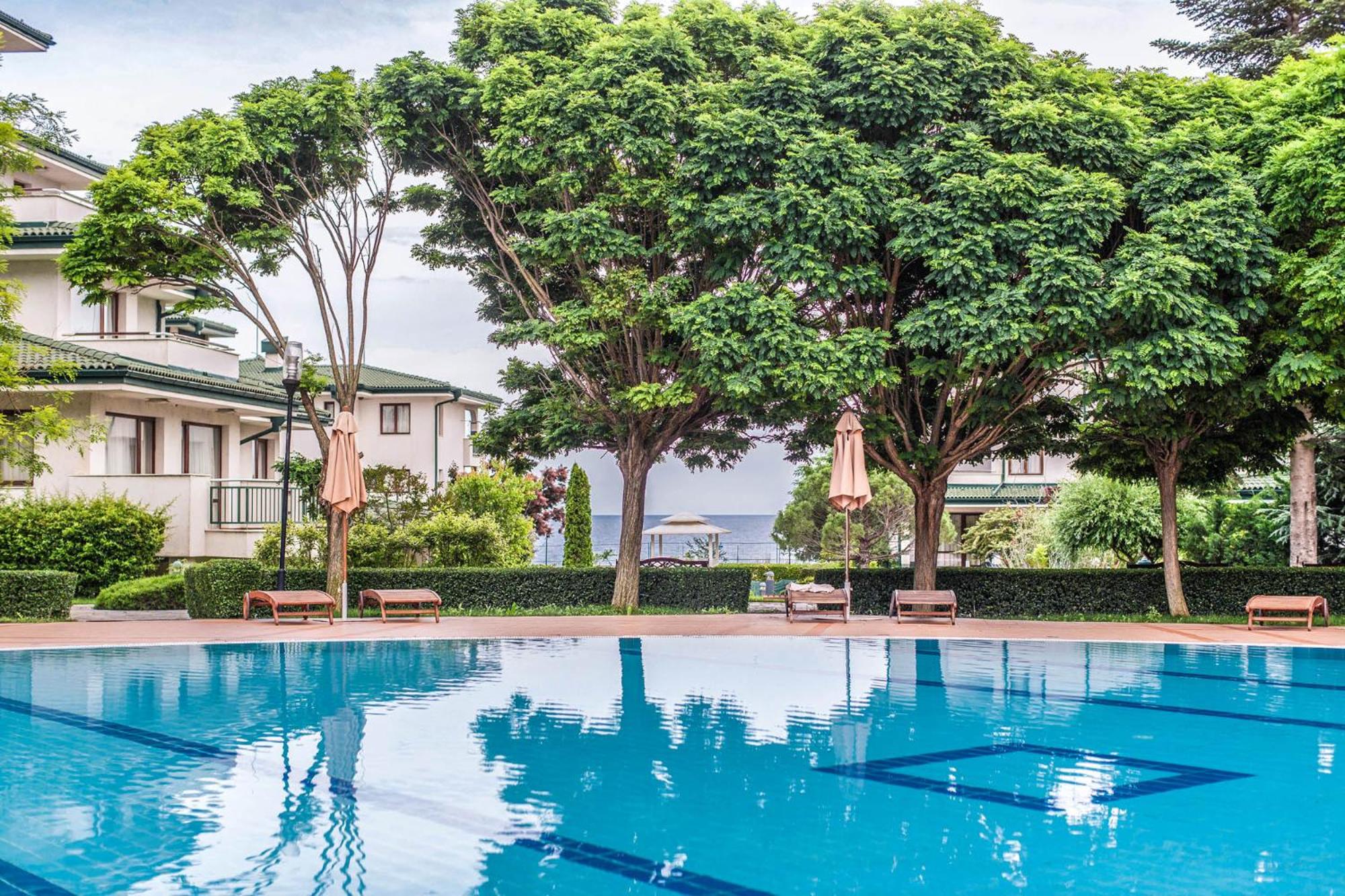 Emerald Beach Resort & Spa