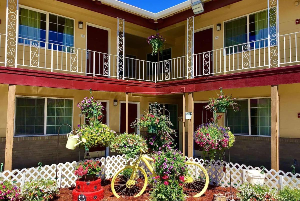 hotel building