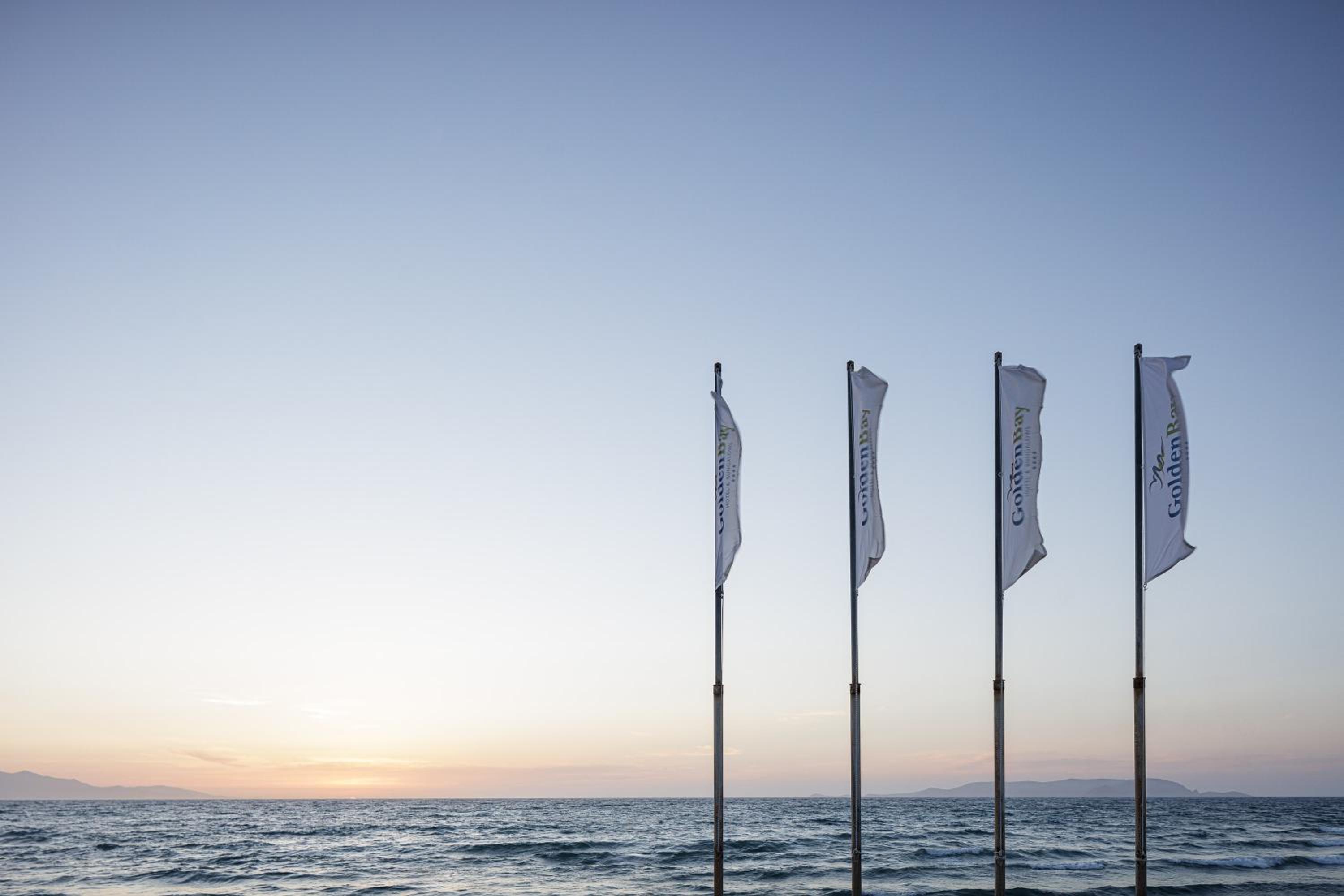 Golden Bay Boutique Hotel & Bungalows
