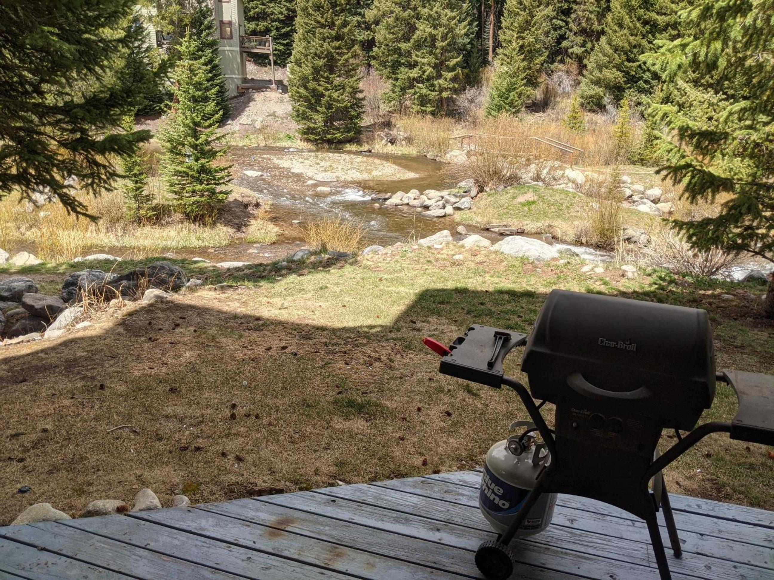 Pinecreek #I - 1 BR - Close to Town - Shuttle to Slopes - Pool and Hot Tub Access view 4