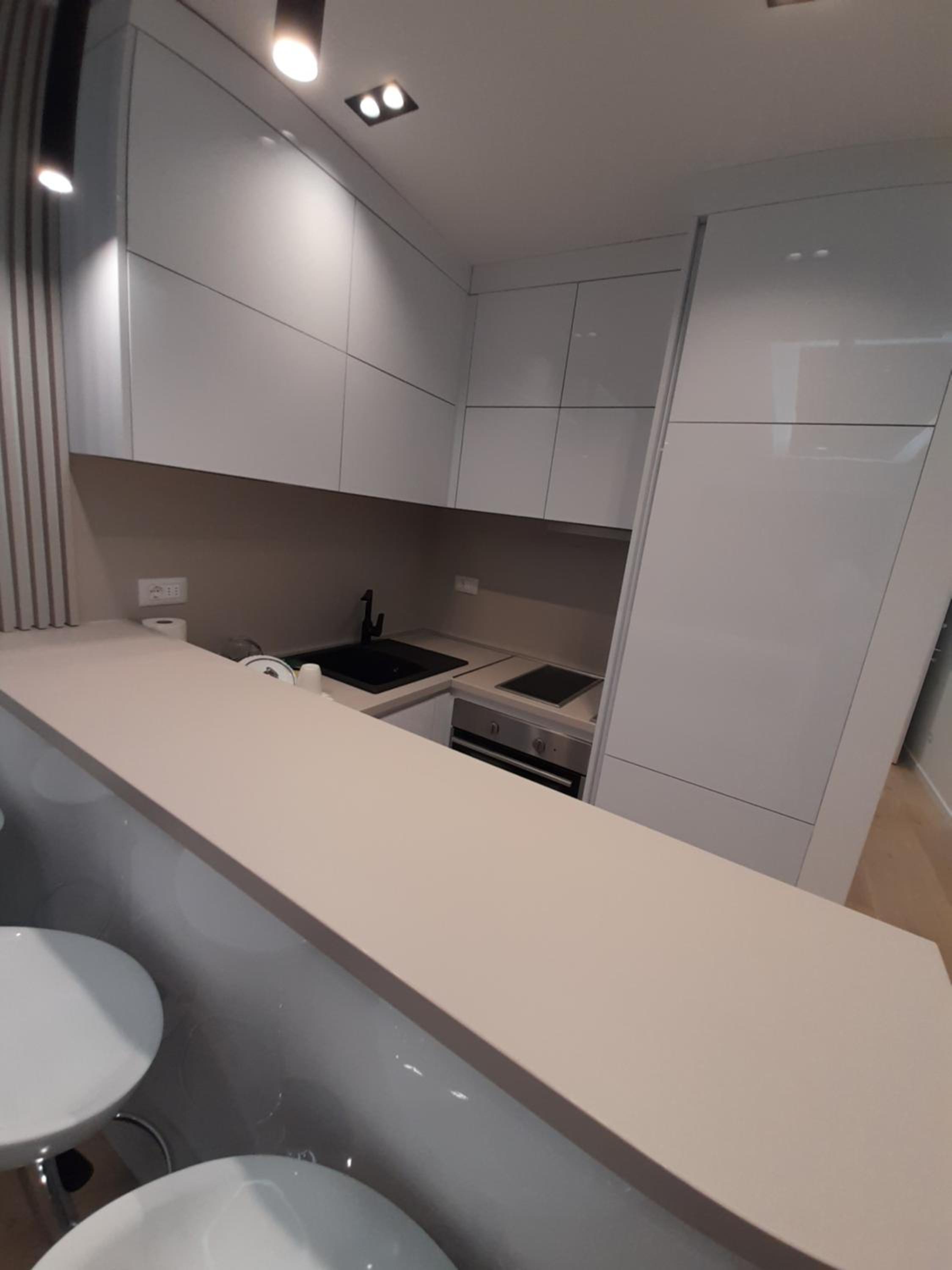 Rent apartment lux soho city Bar