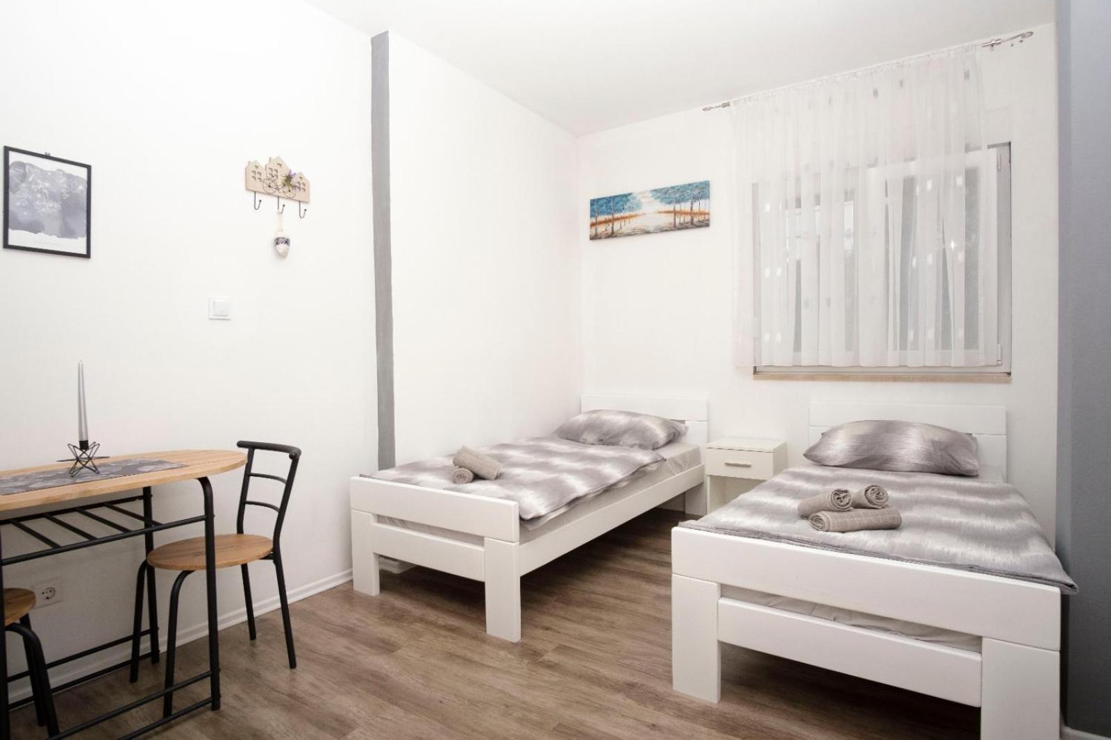 Ana ROOMS