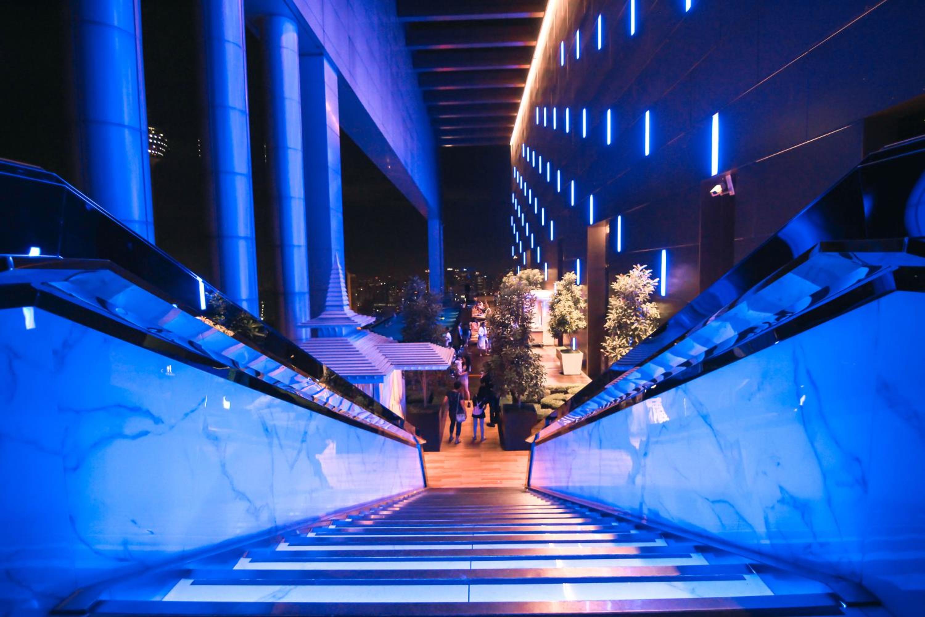 Dolphin Platinum KLCC Kuala Lumpur