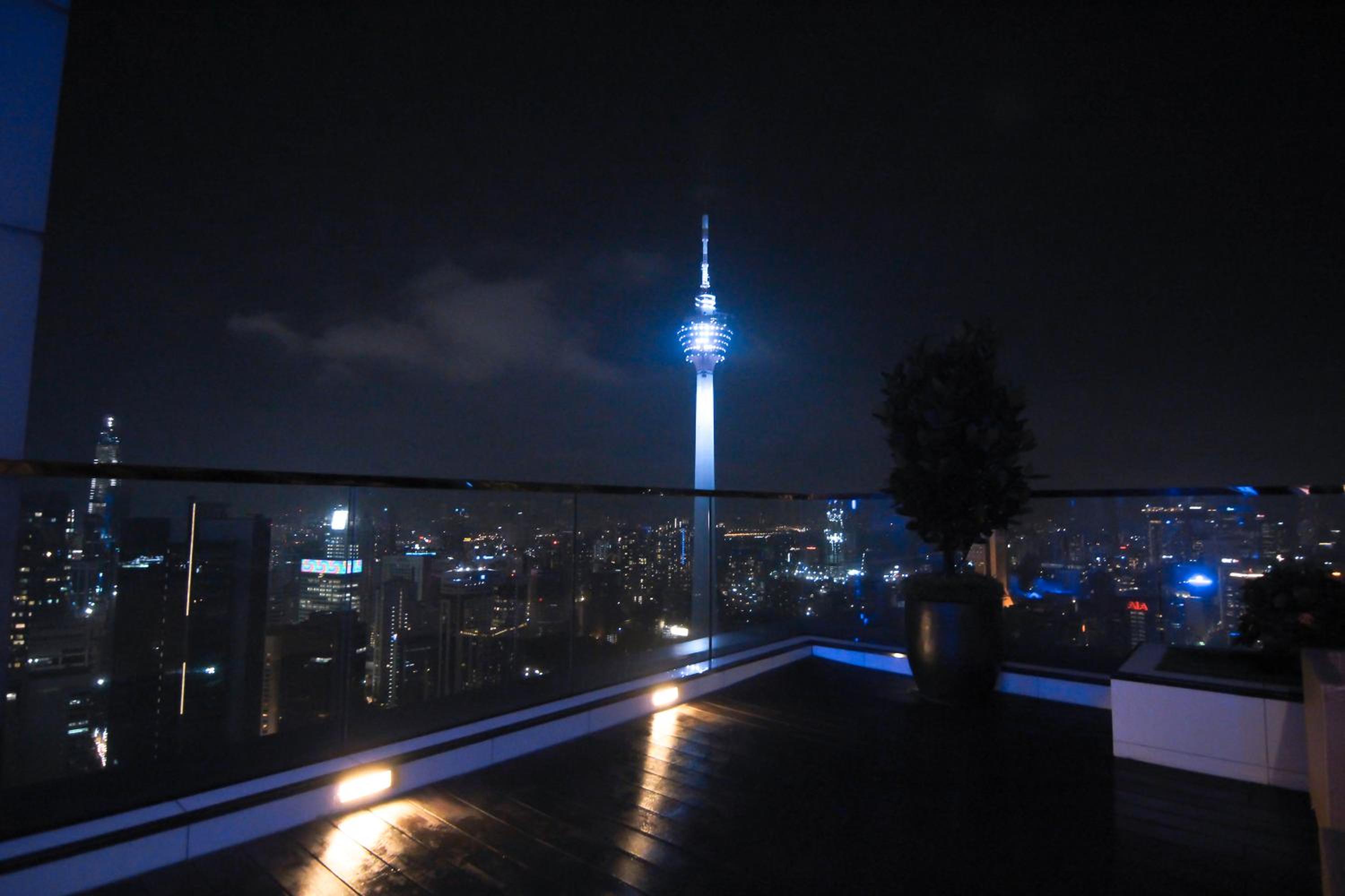 Dolphin Platinum KLCC Kuala Lumpur