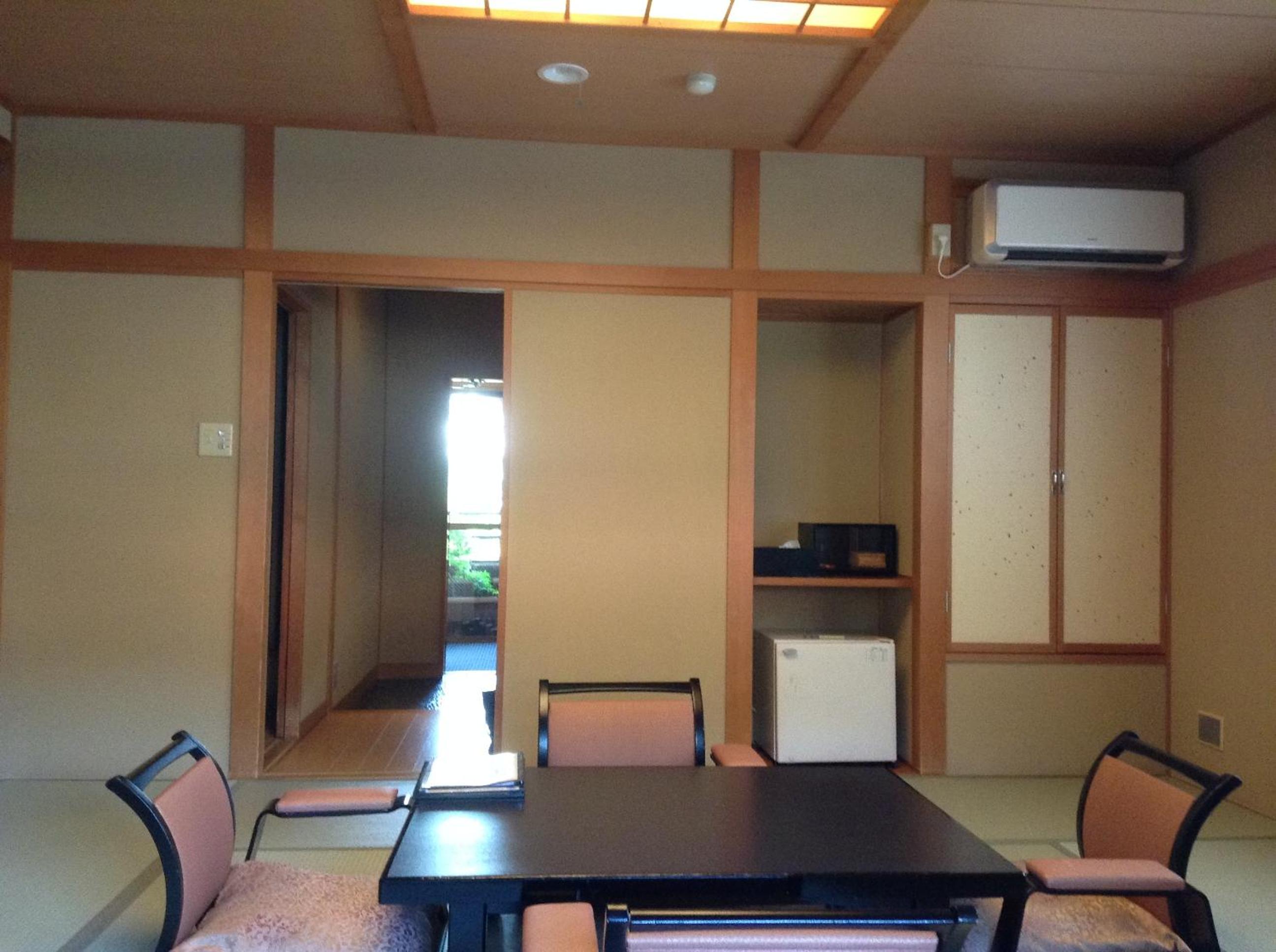 Oiwakeya Ryokan