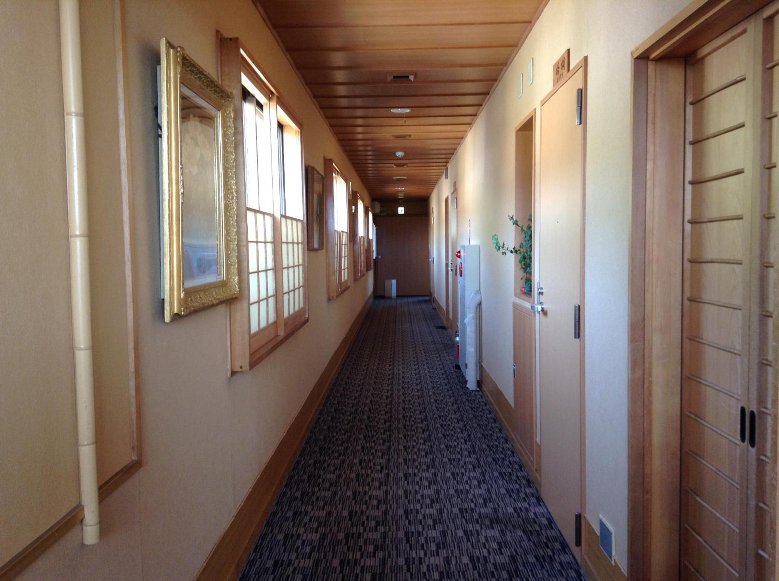 Oiwakeya Ryokan