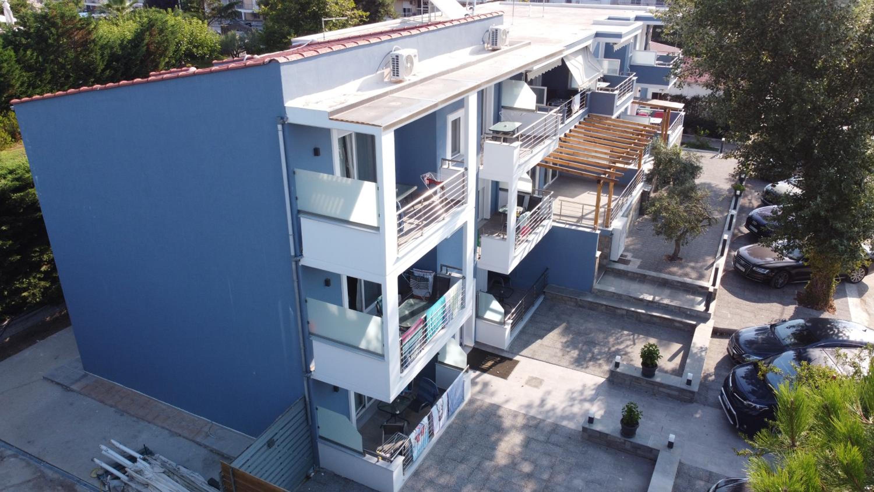 Isalos Suites
