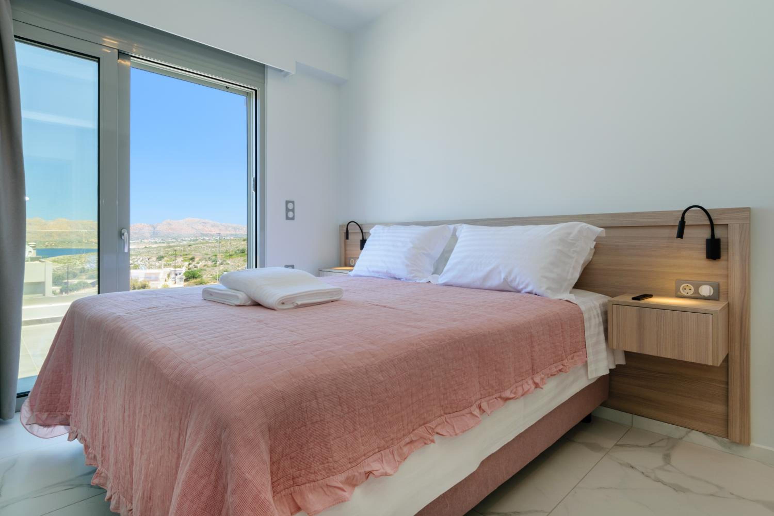 Katakis LuxuryVillas view 4