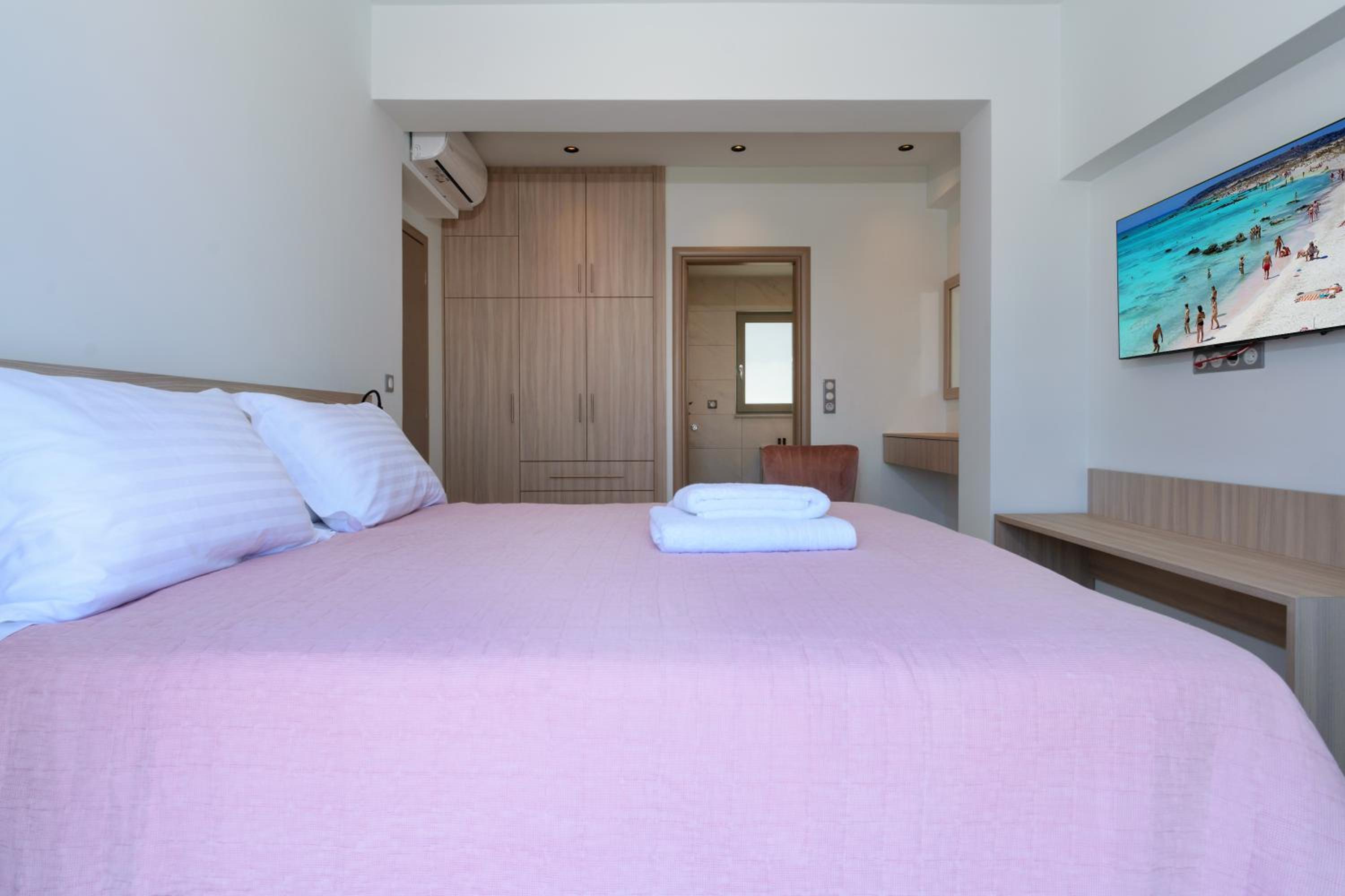 Katakis LuxuryVillas view 3