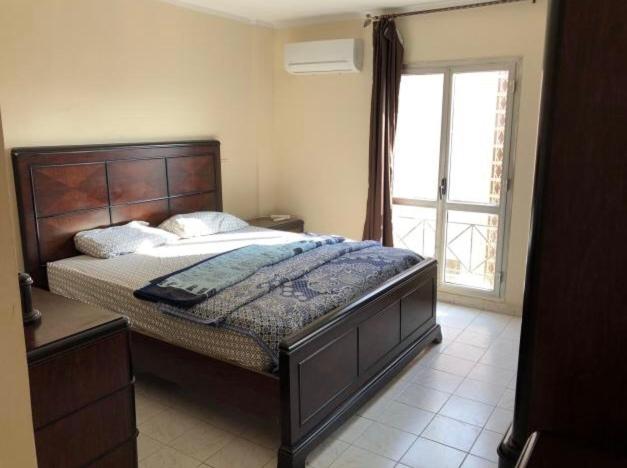 Private Room in Apartment at Rehab City غرفة خاصة في شقة بمدينة الرحاب