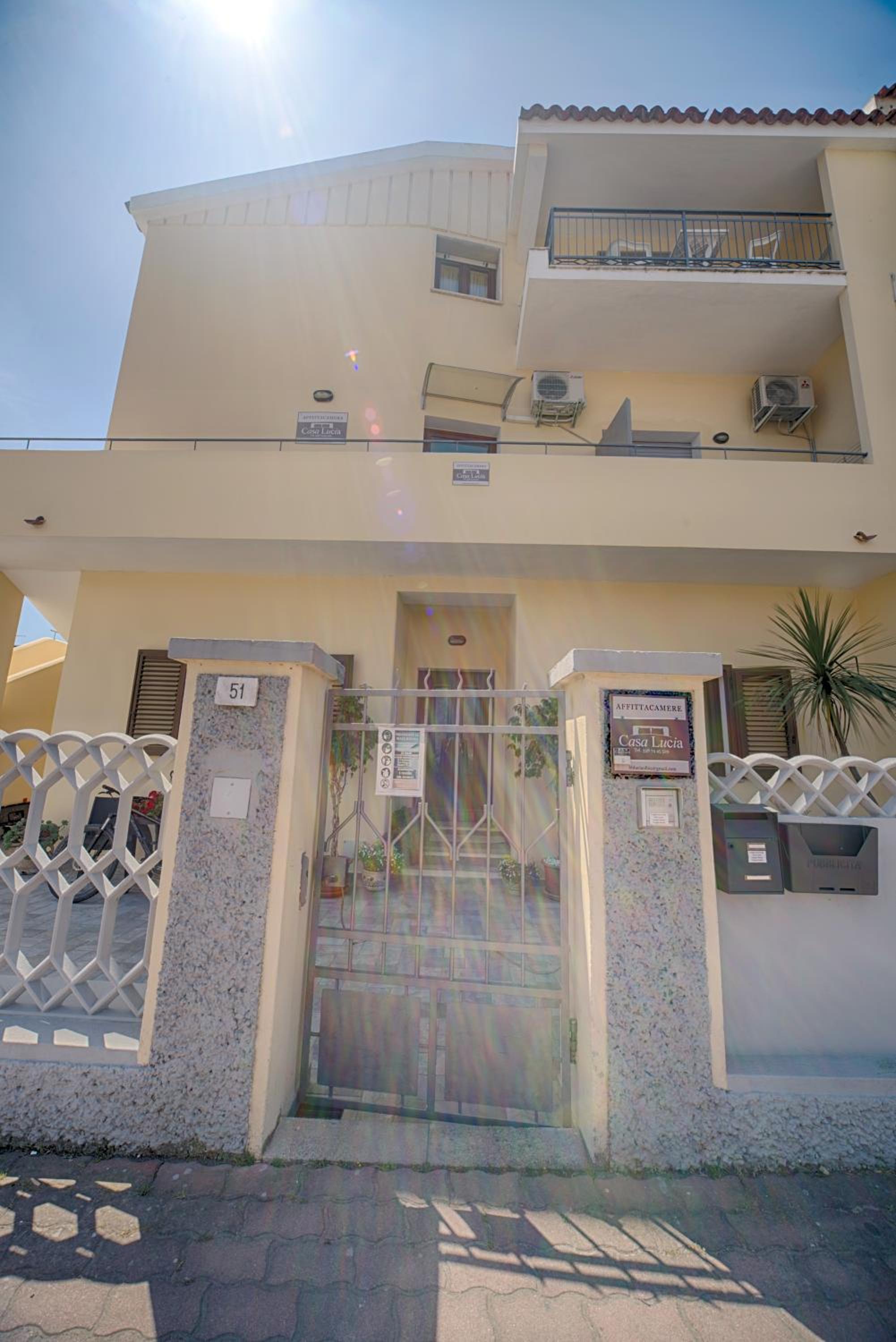 Hotel Casa Lucia - Image 1